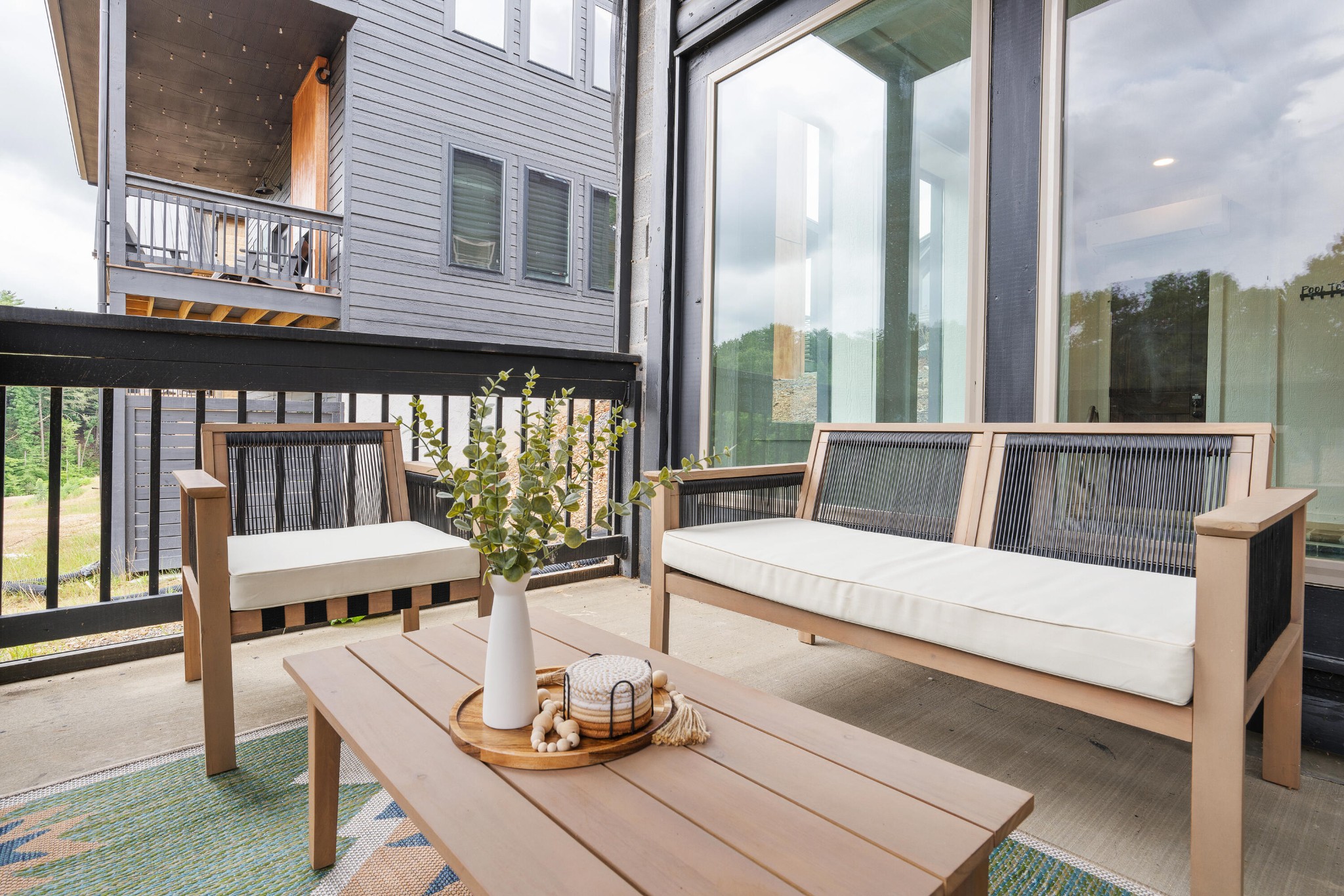 505 Warbonnet Way