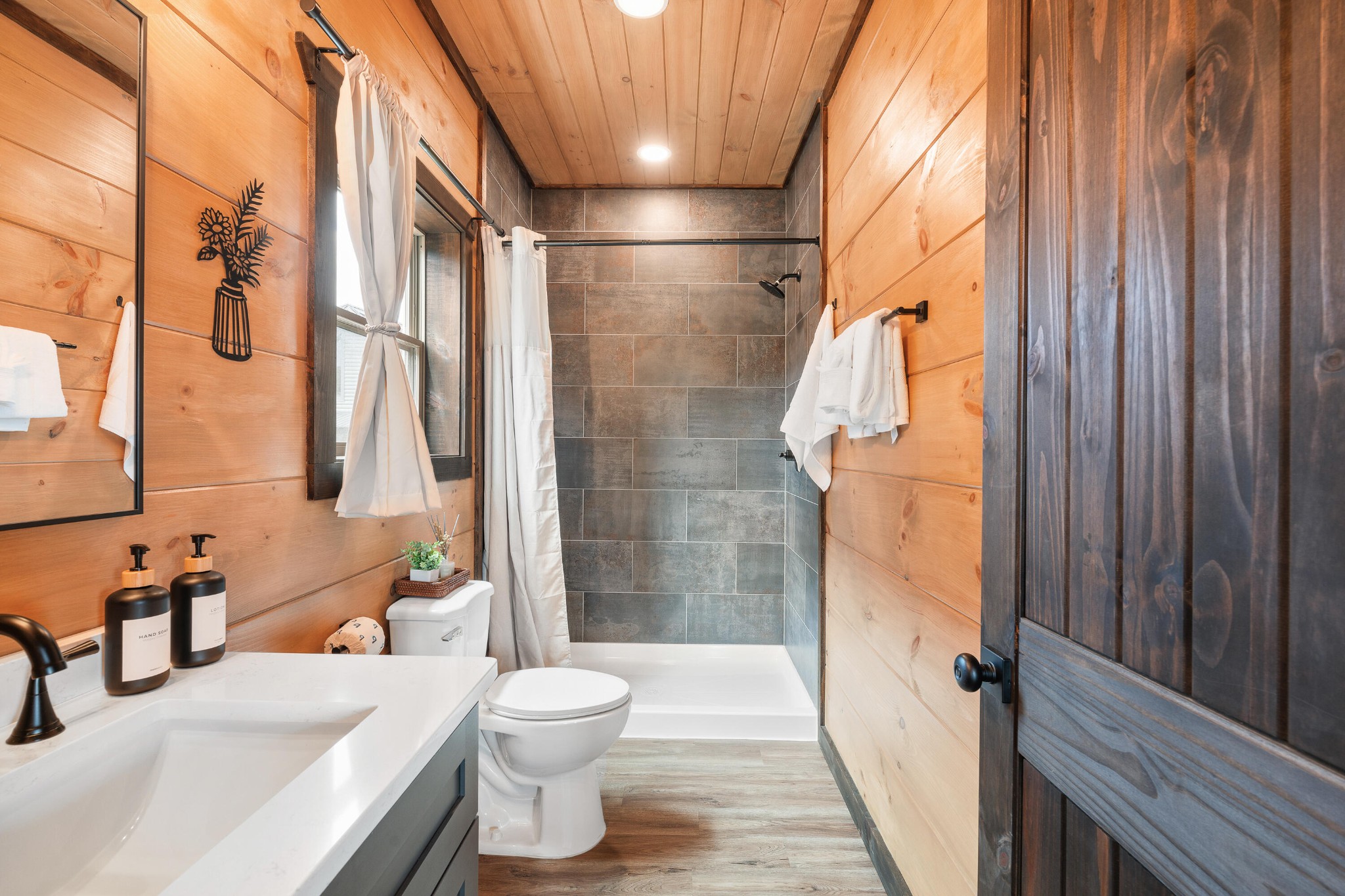 505 Warbonnet Way