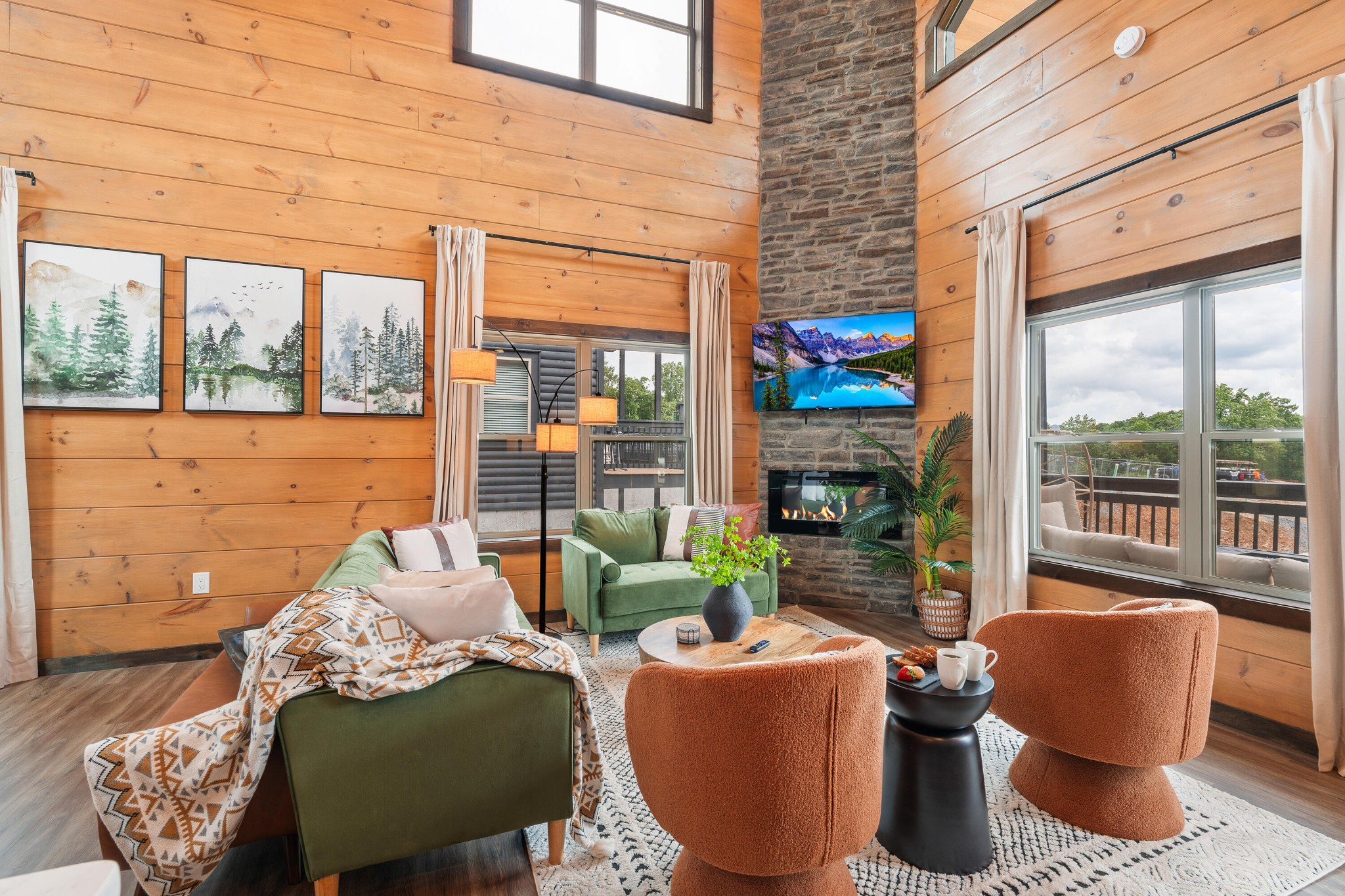 505 Warbonnet Way