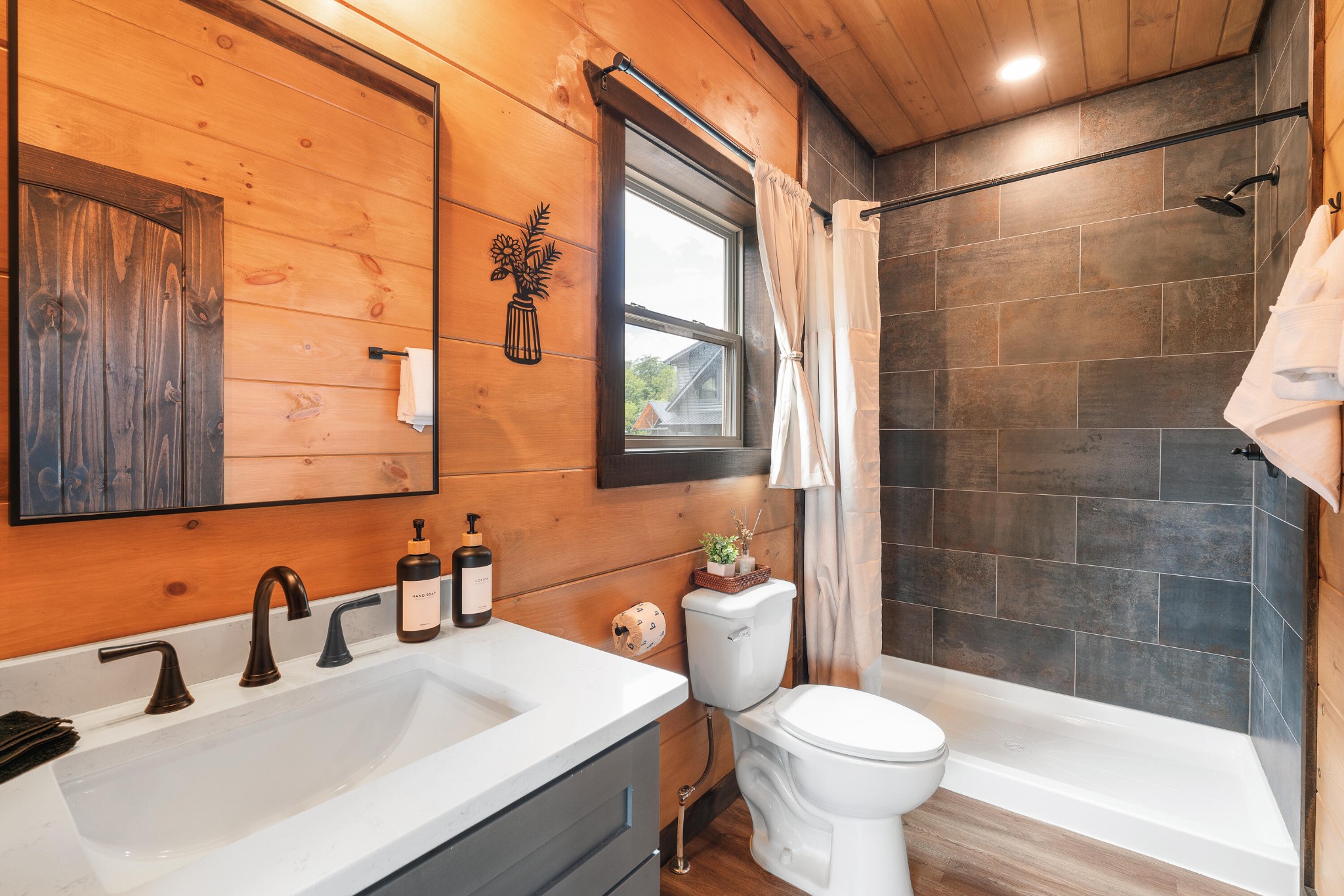505 Warbonnet Way