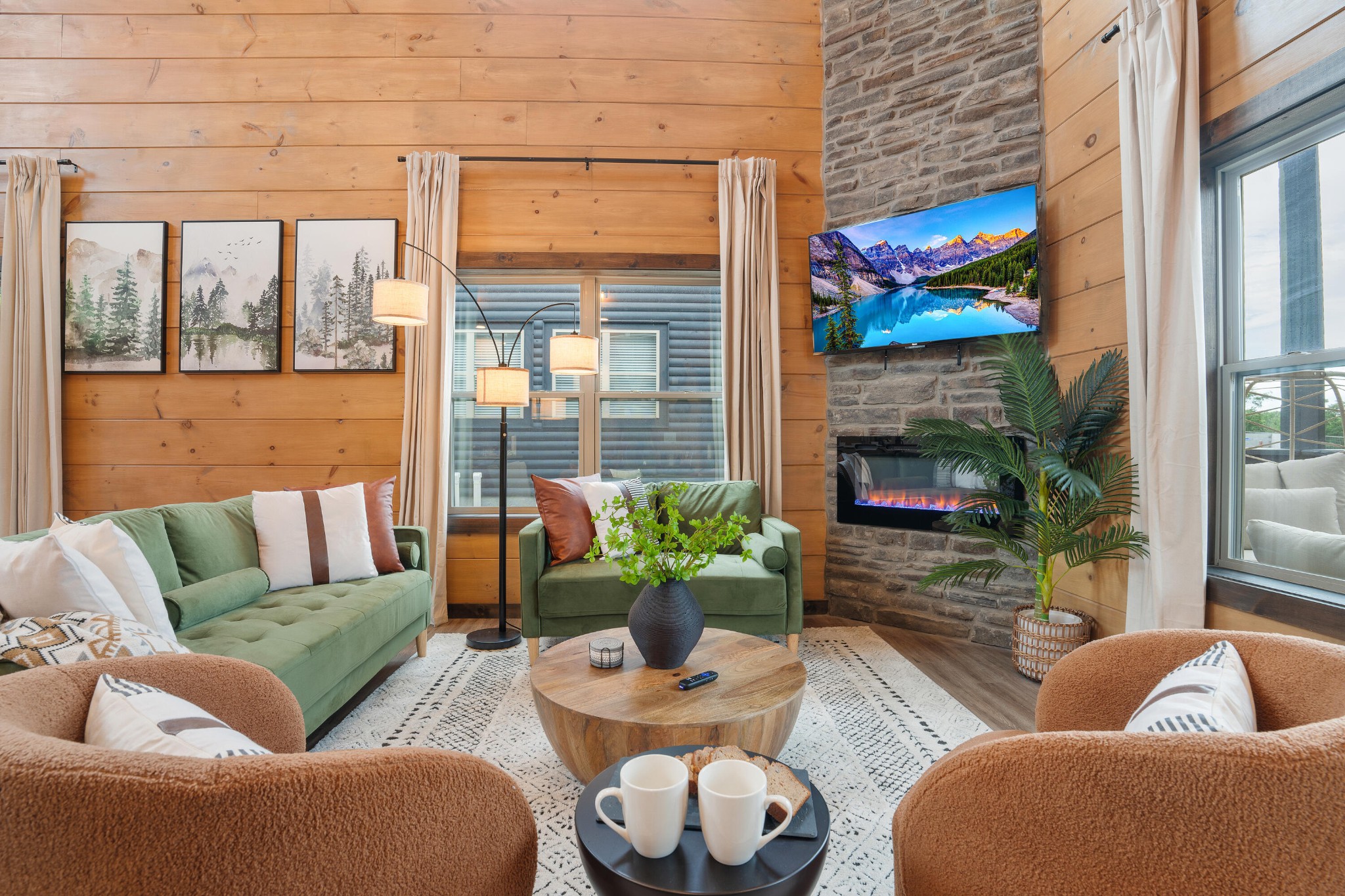 505 Warbonnet Way