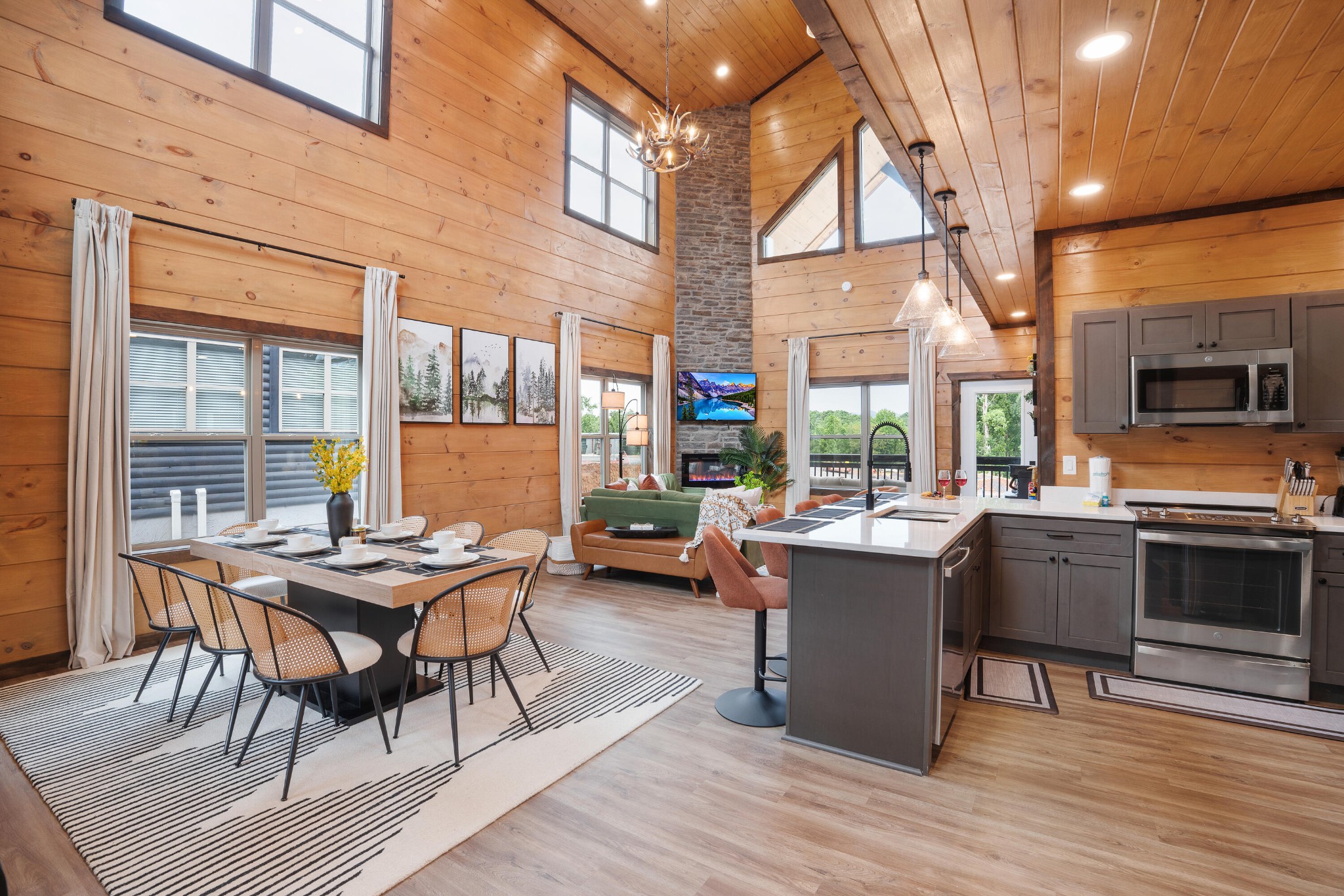 505 Warbonnet Way