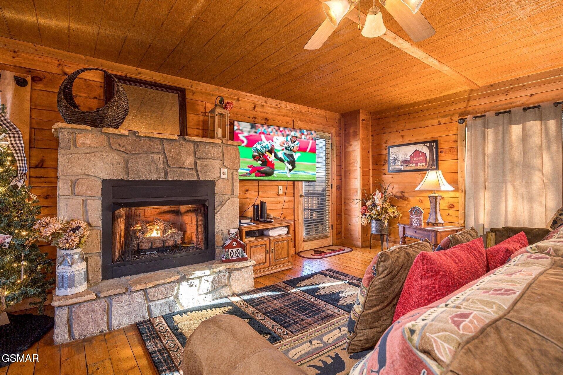 1628 Ginnys Trail