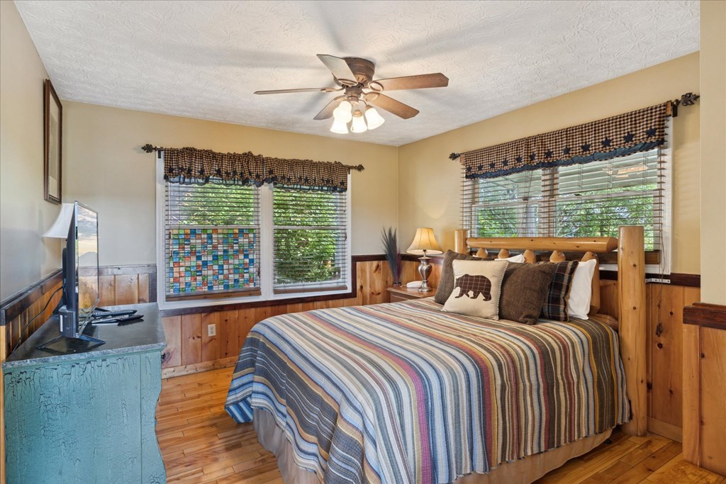 2104 E View Drive Unit: PERFECTION