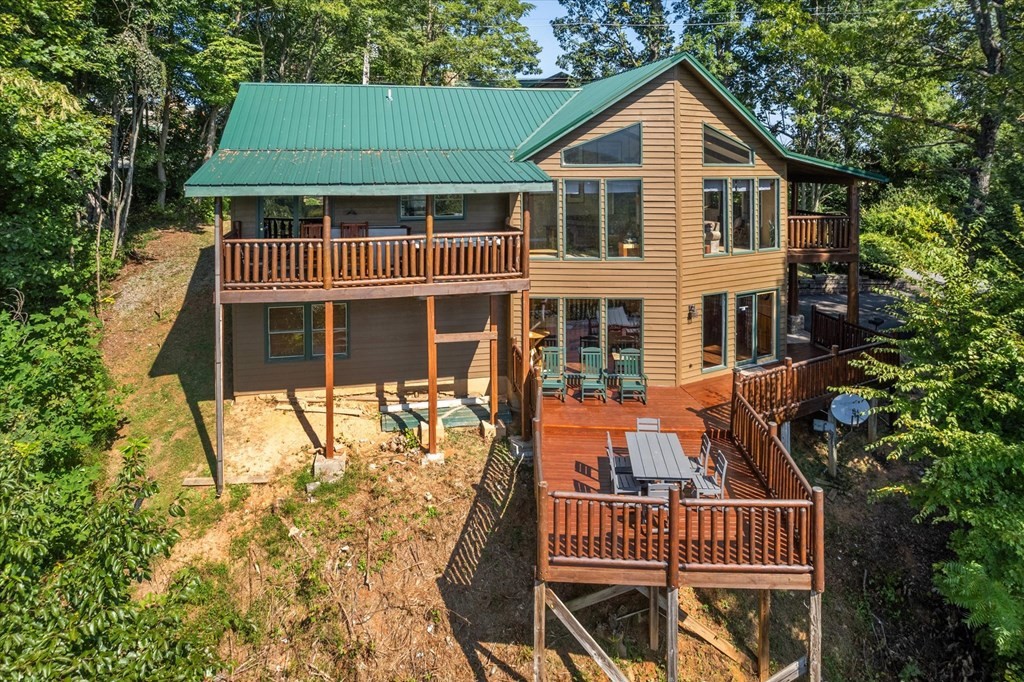 2104 E View Drive Unit: PERFECTION