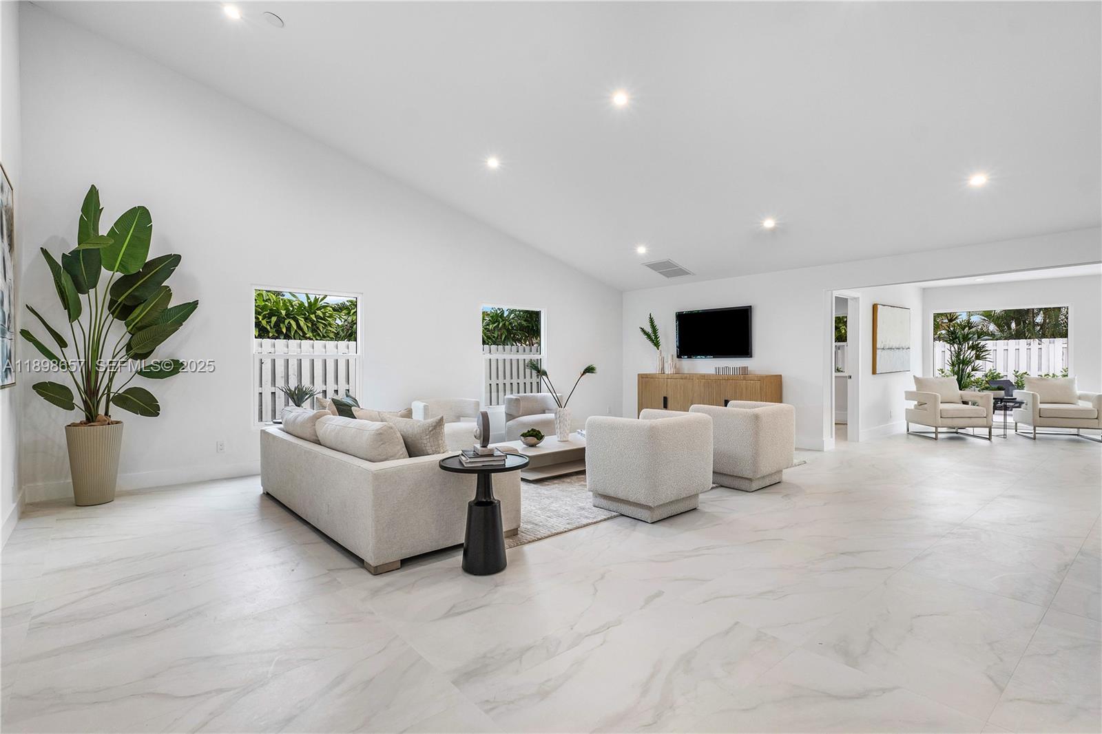 1338 SW 13th Street