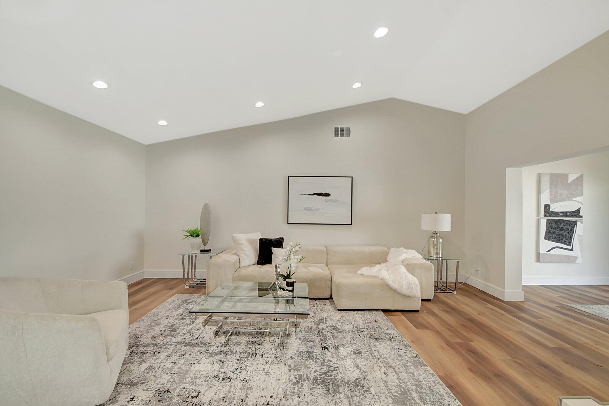 21440 Campo Allegro Drive