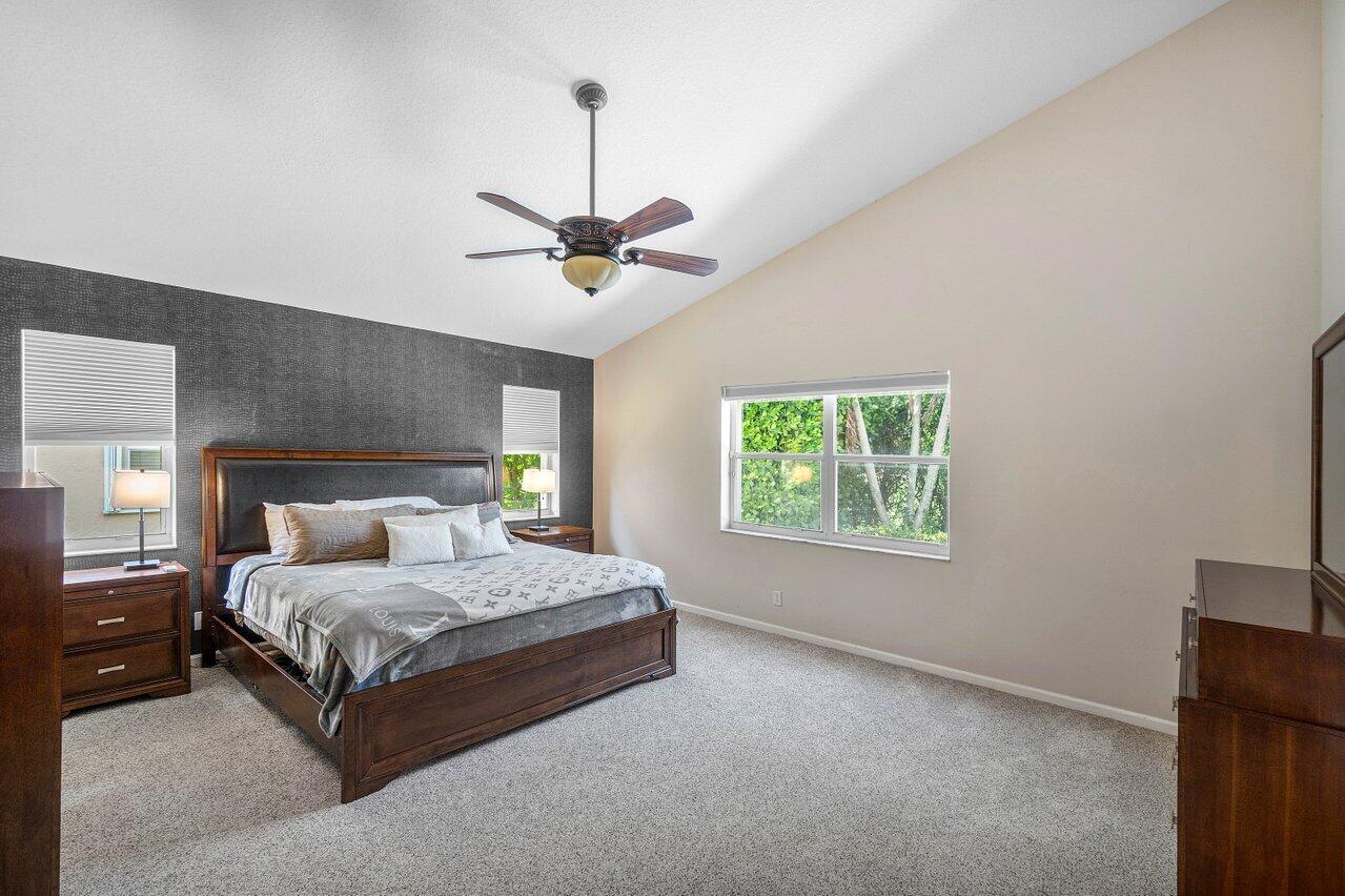 6141 Hook Lane