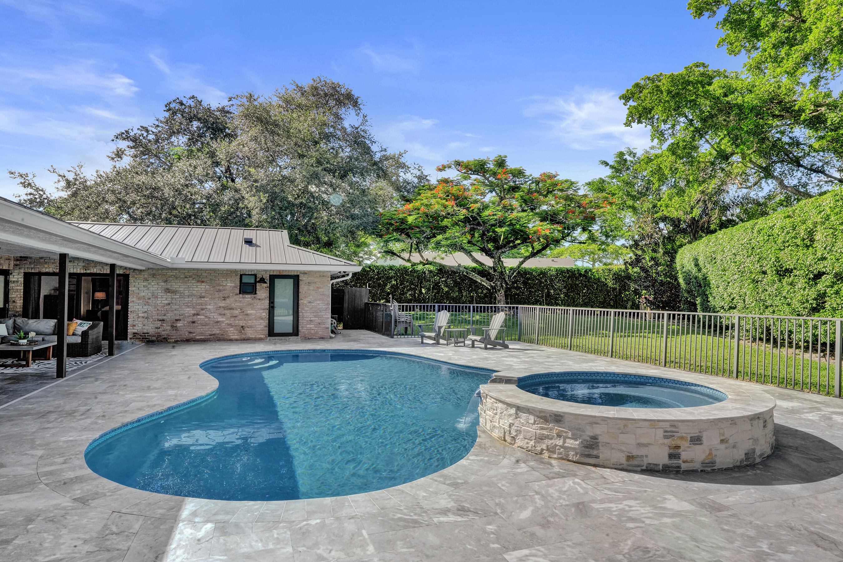 3640 NW 24th Way
