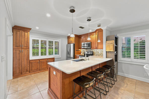 1651 Palmland Drive