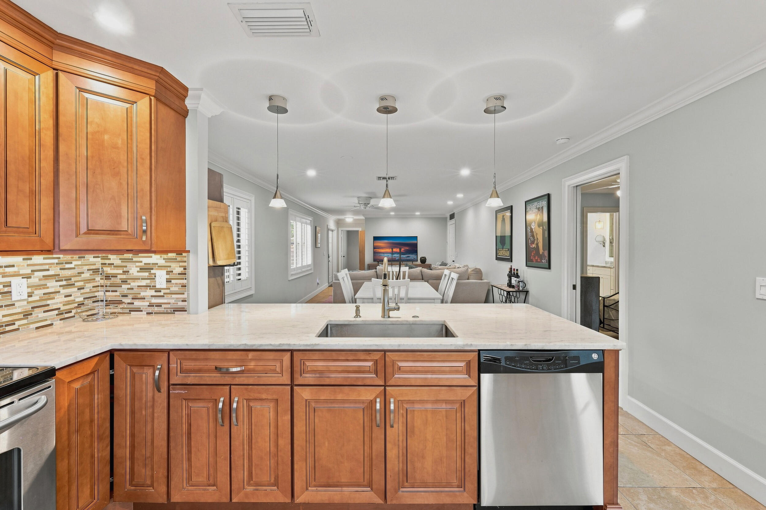 1651 Palmland Drive
