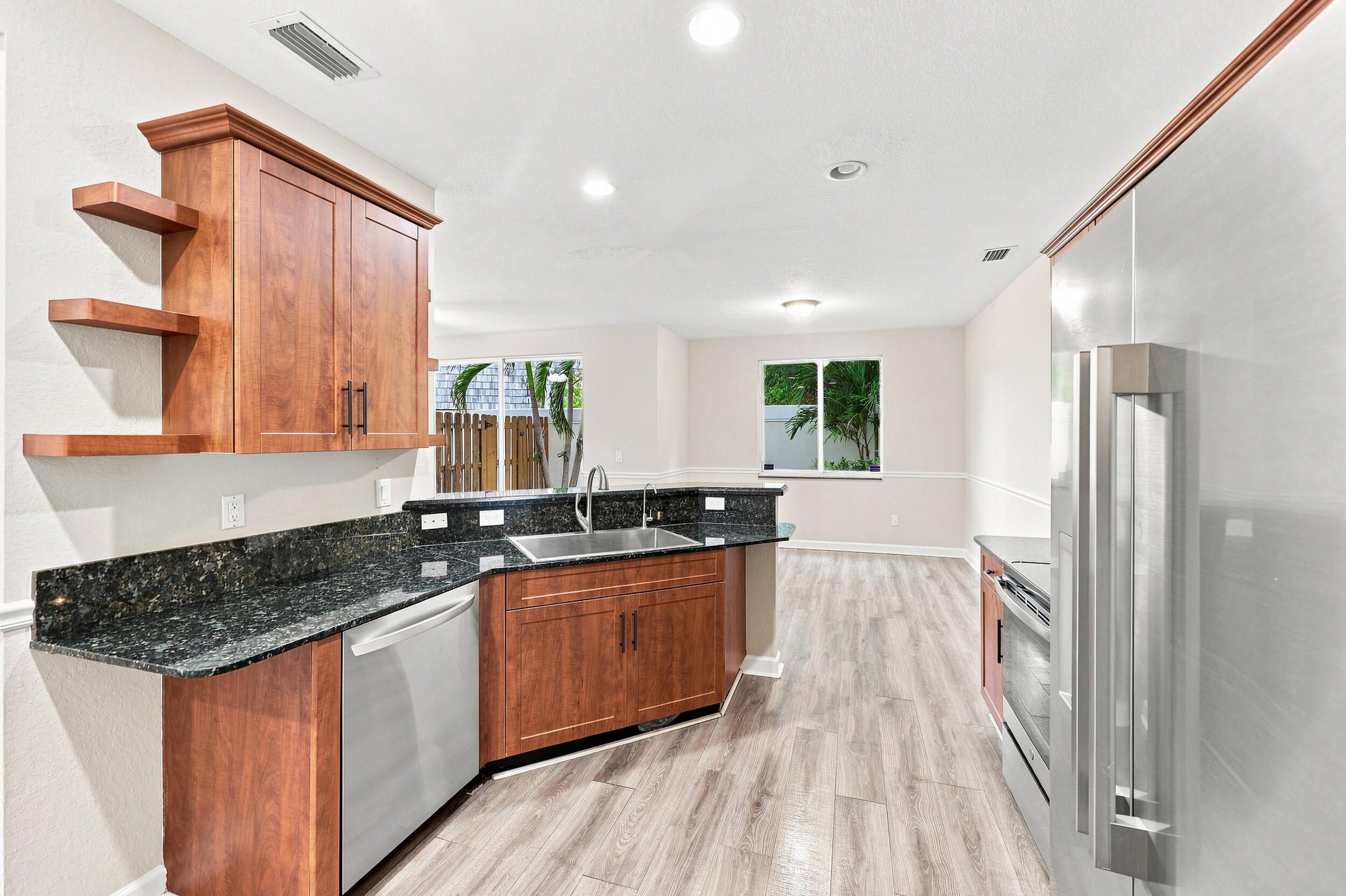 1803 Coastal Bay Boulevard