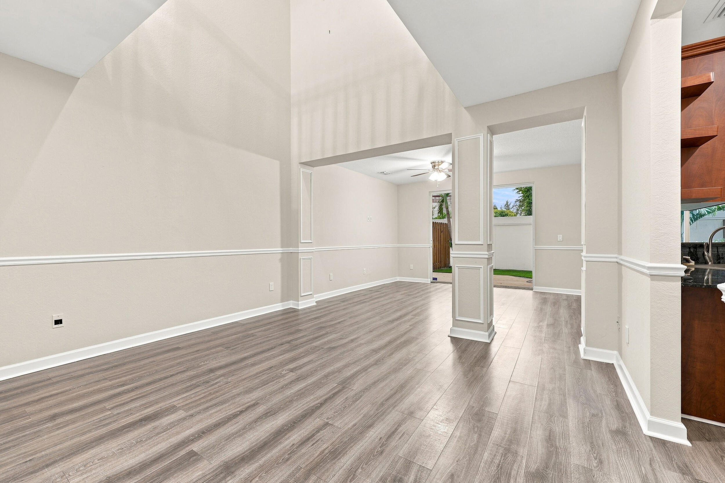 1803 Coastal Bay Boulevard