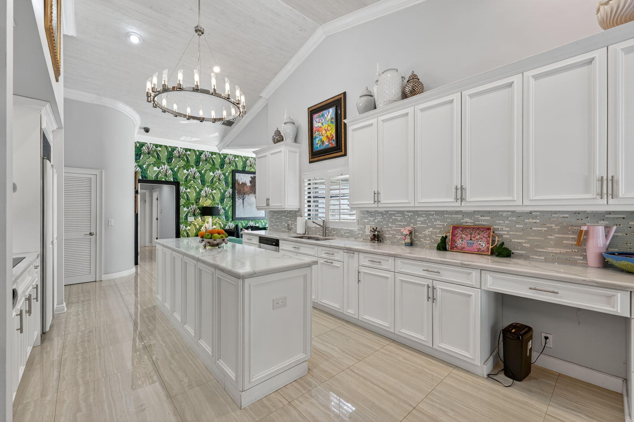 7205 MANDARIN Drive