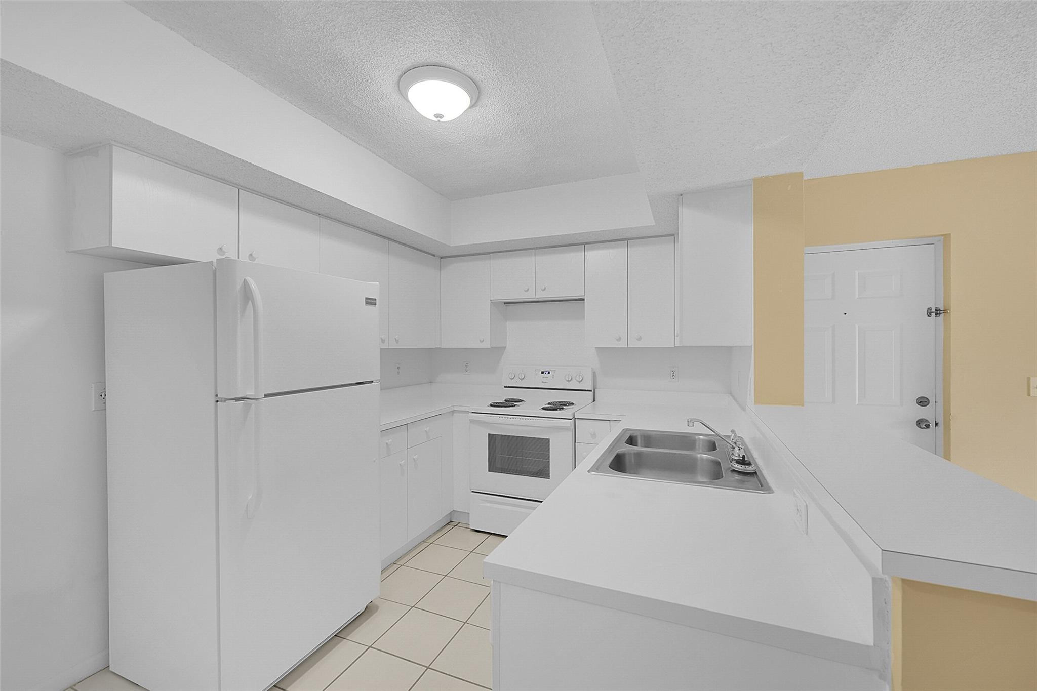 5520 NW 61st St 212