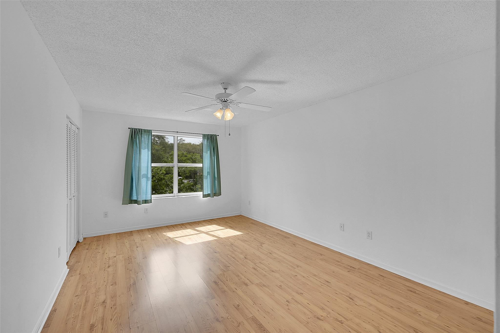 5520 NW 61st St 212