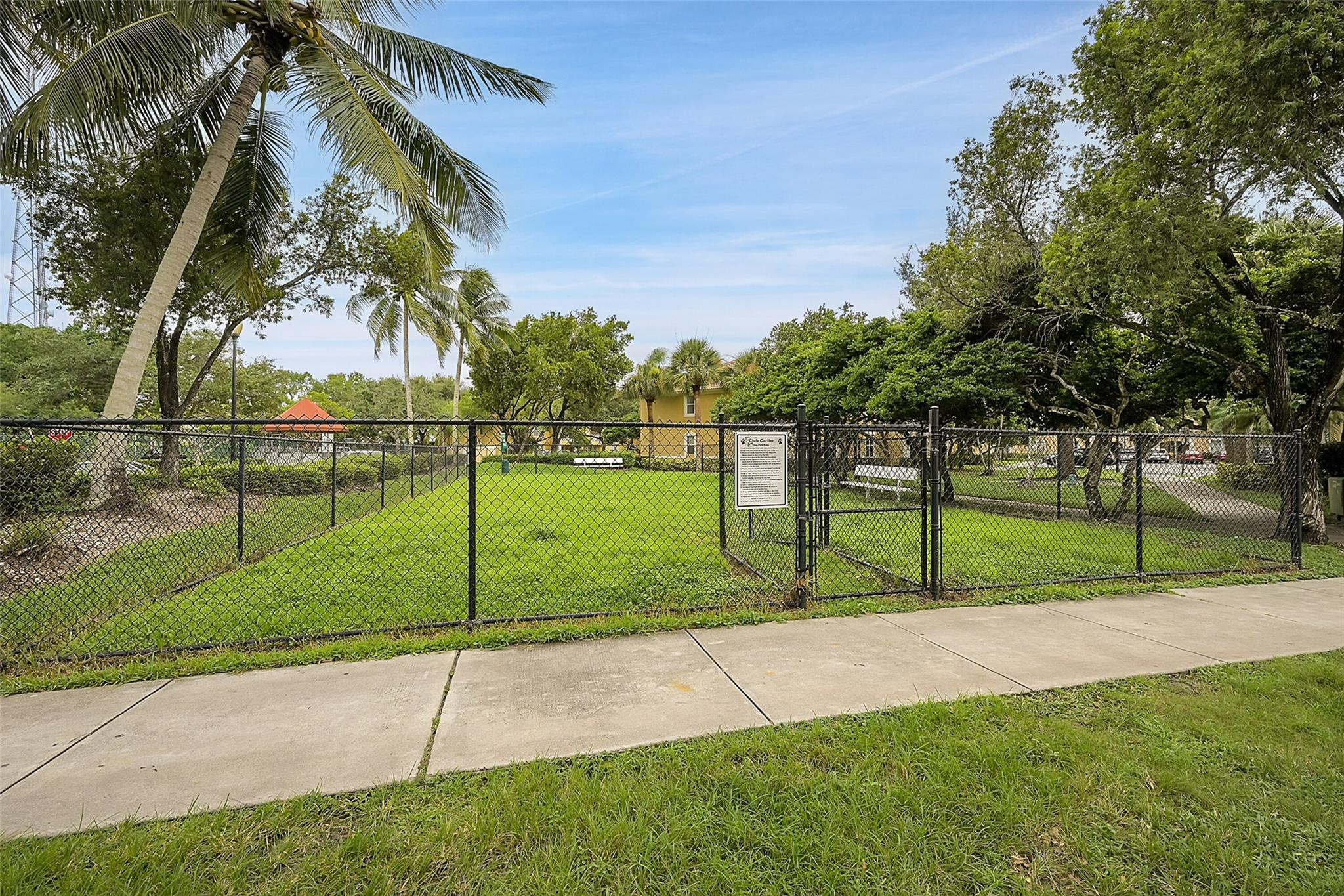 5520 NW 61st St 212