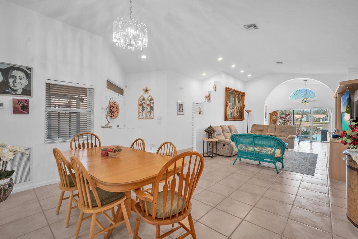 9883 Harbour Lake Cir