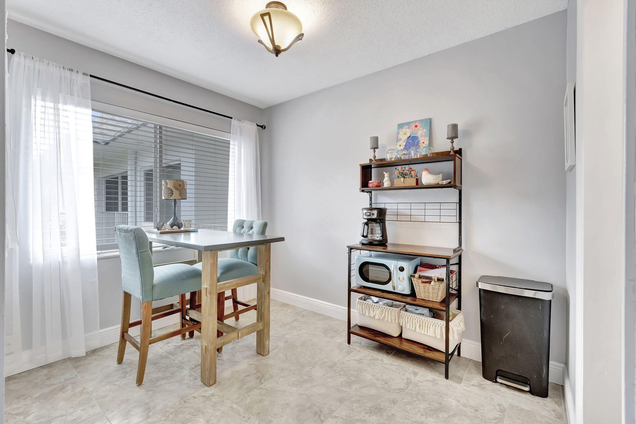 207 Tropic Isle 205