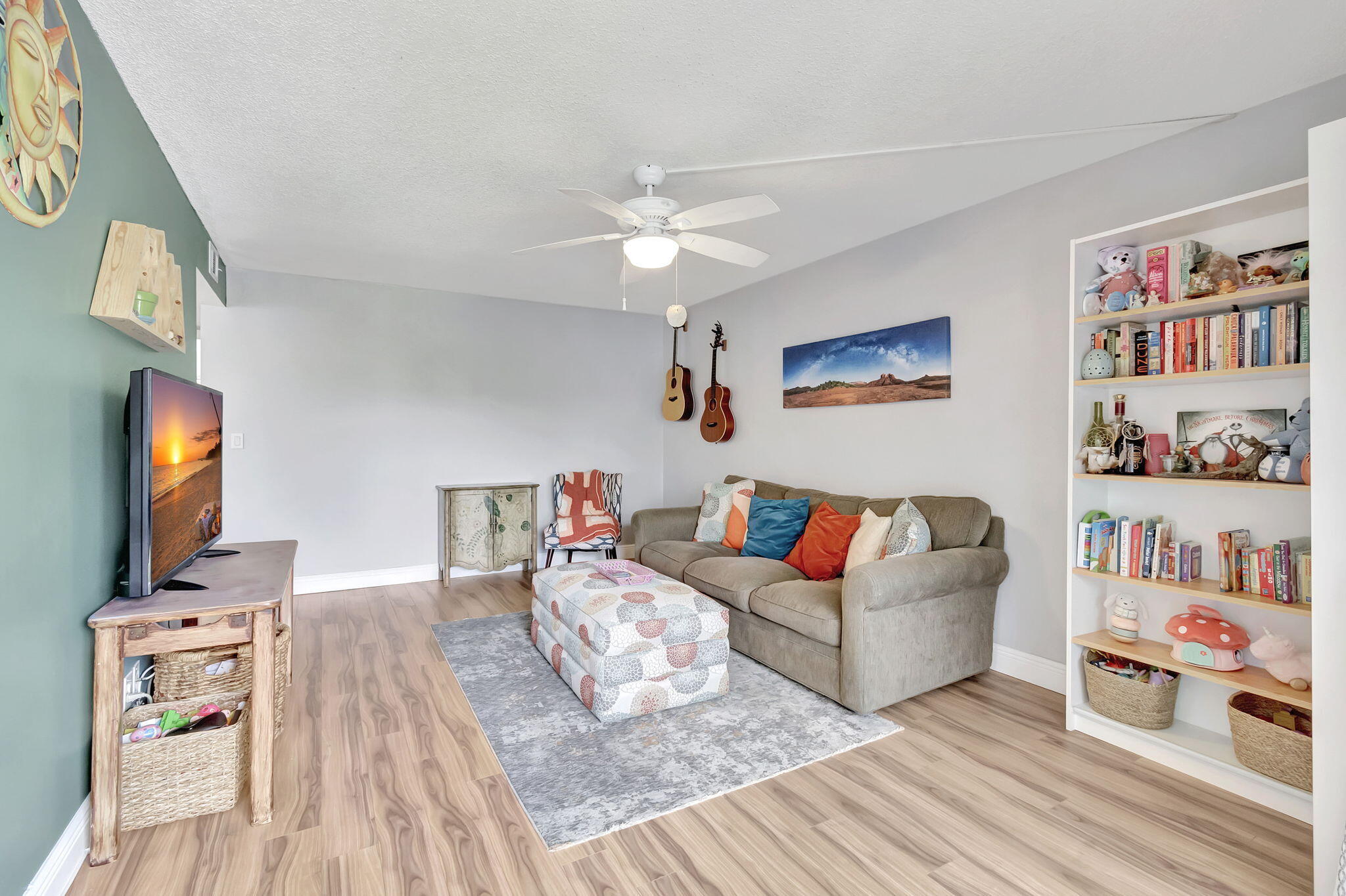 207 Tropic Isle 205