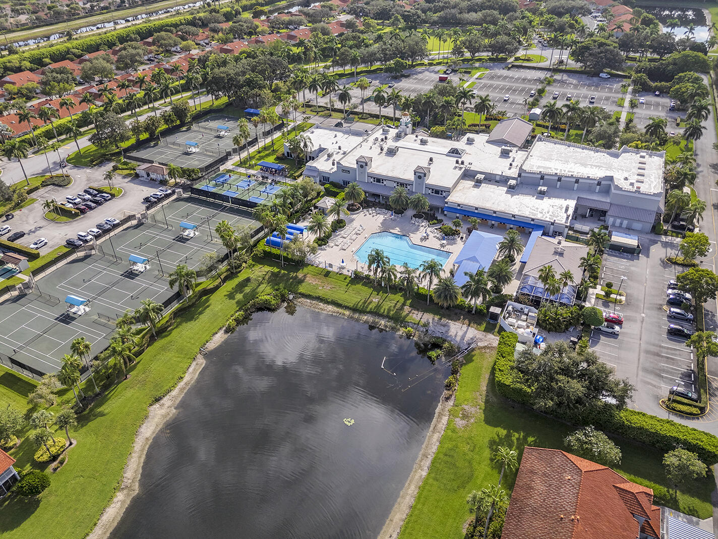 9938 Harbour Lake Circle
