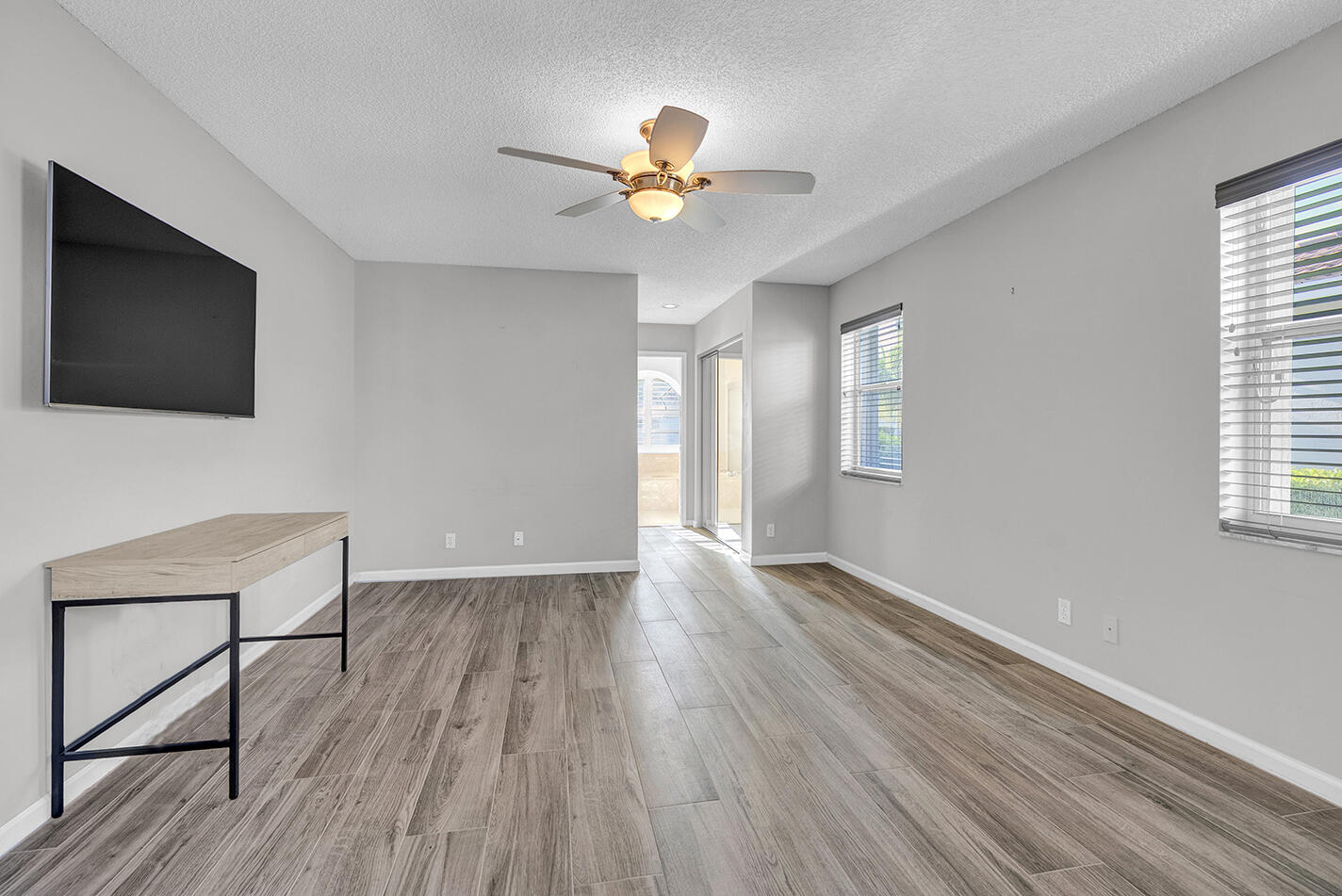 9938 Harbour Lake Circle