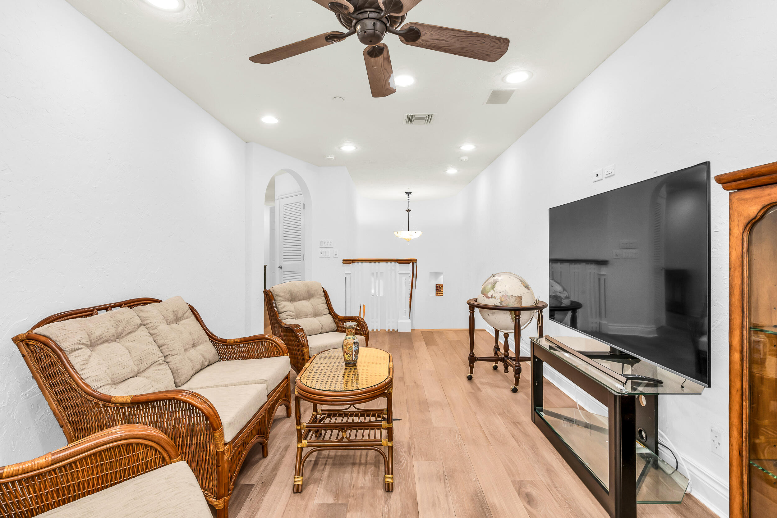 2115 S Ocean Boulevard 1