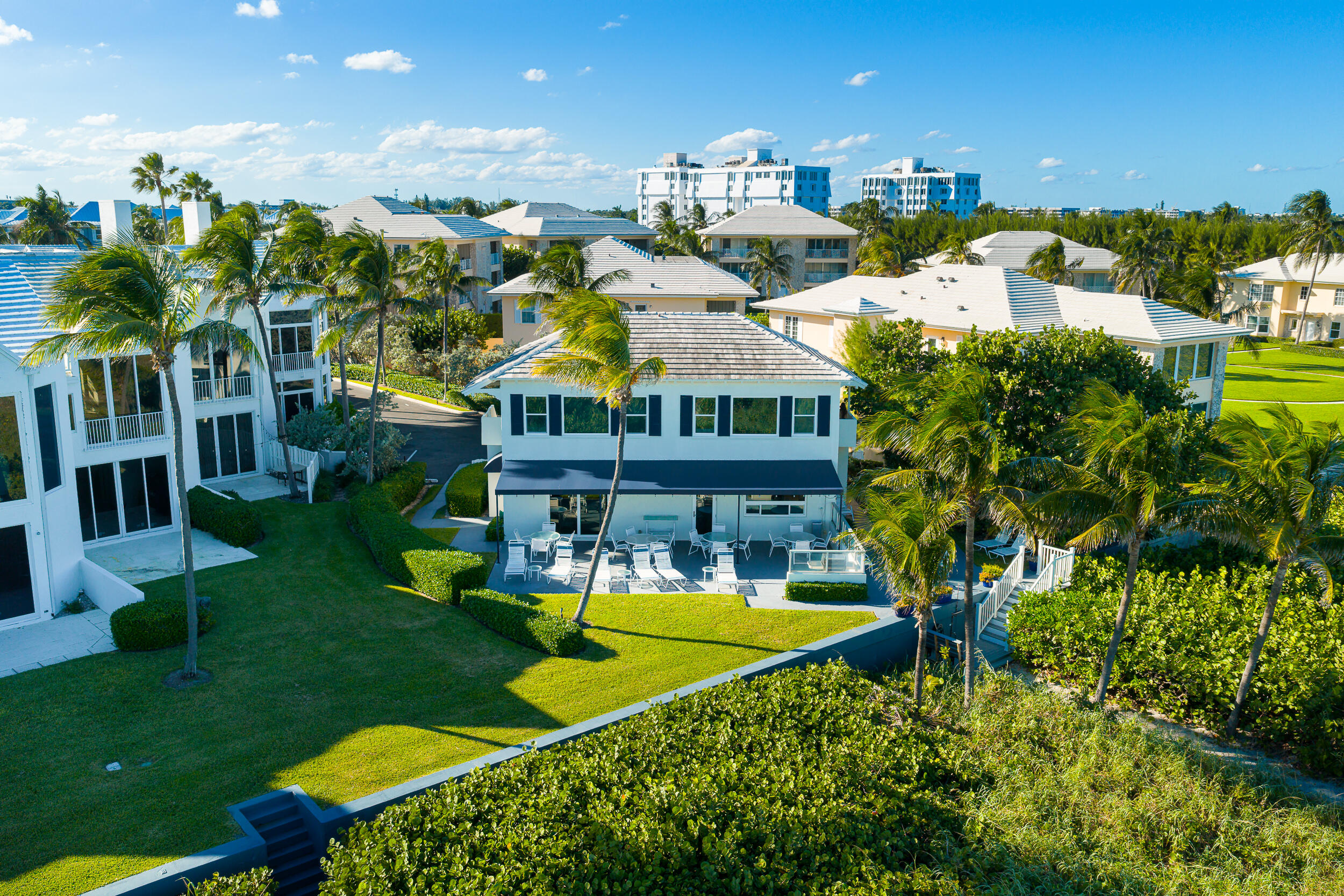 2115 S Ocean Boulevard 1