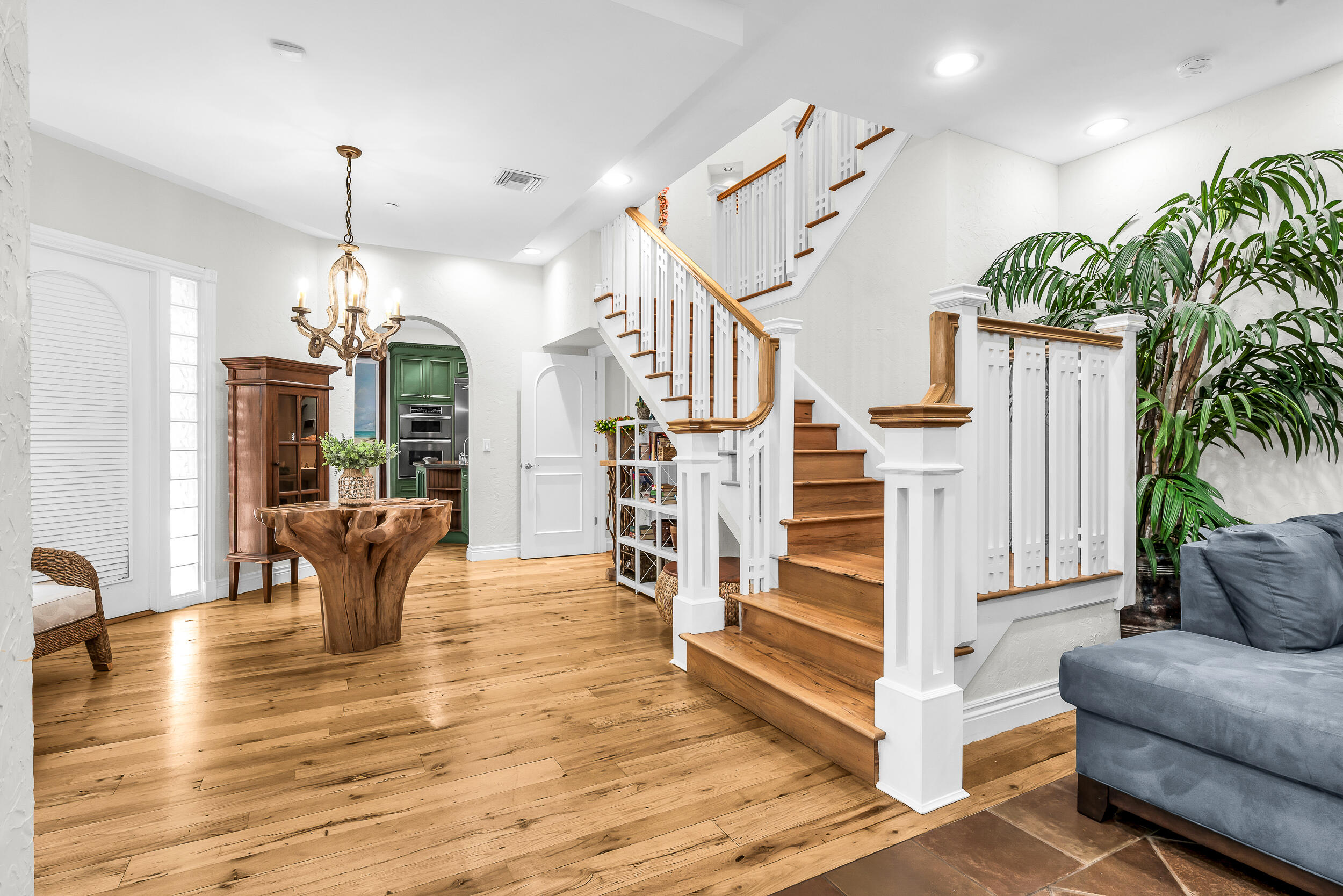 2115 S Ocean Boulevard 1