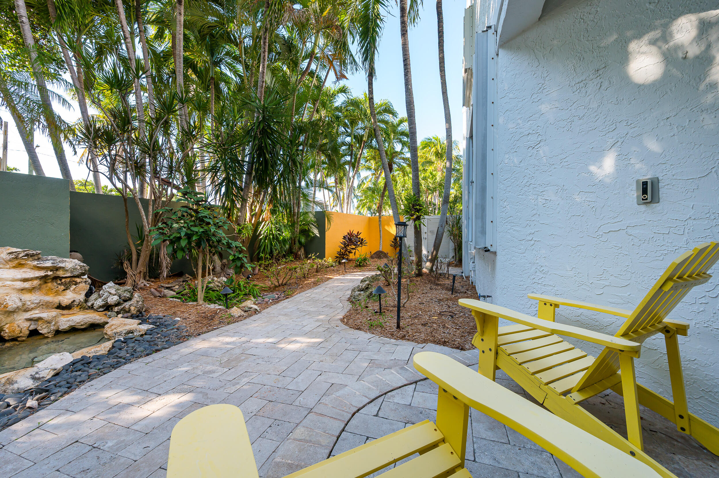 2115 S Ocean Boulevard 1