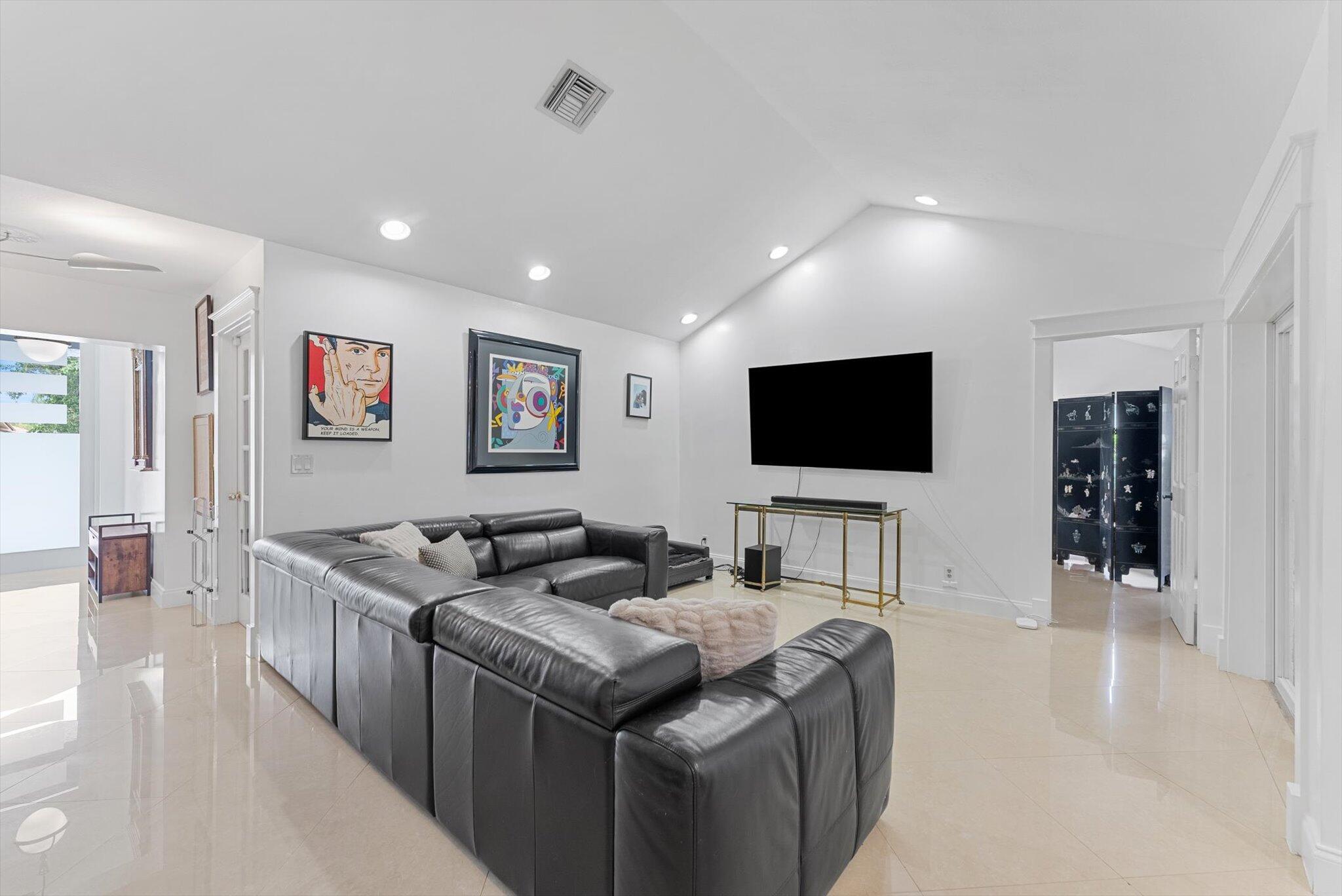 10167 Camelback Lane, Boca Raton