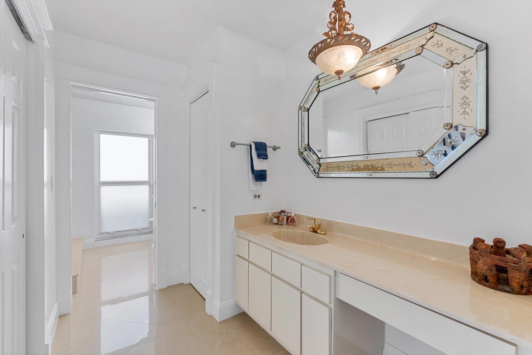 10167 Camelback Lane, Boca Raton