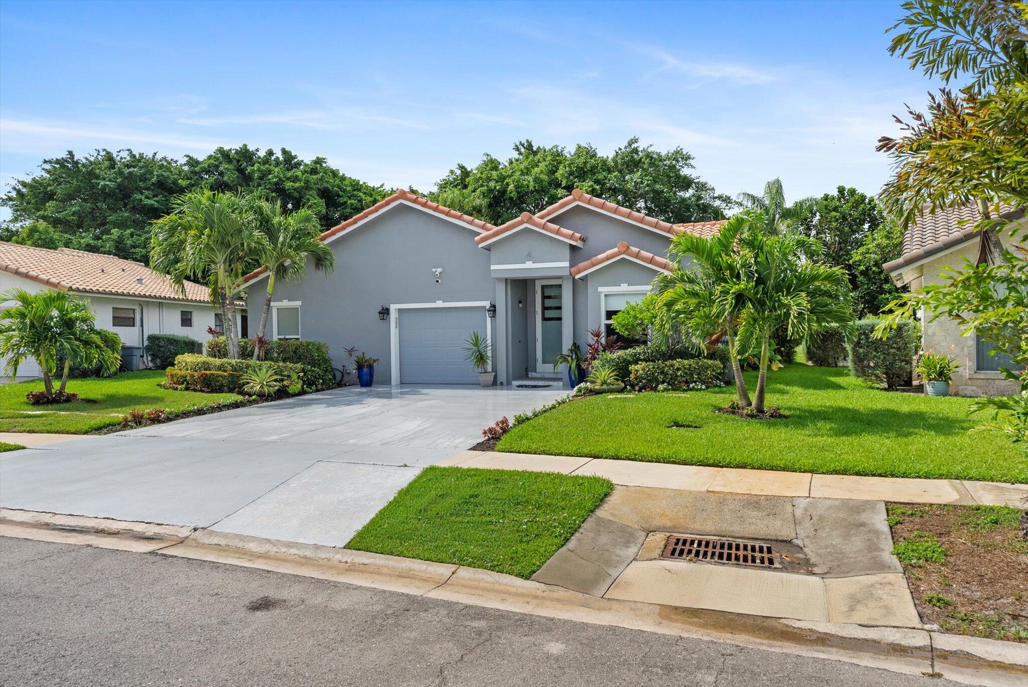 10167 Camelback Lane, Boca Raton