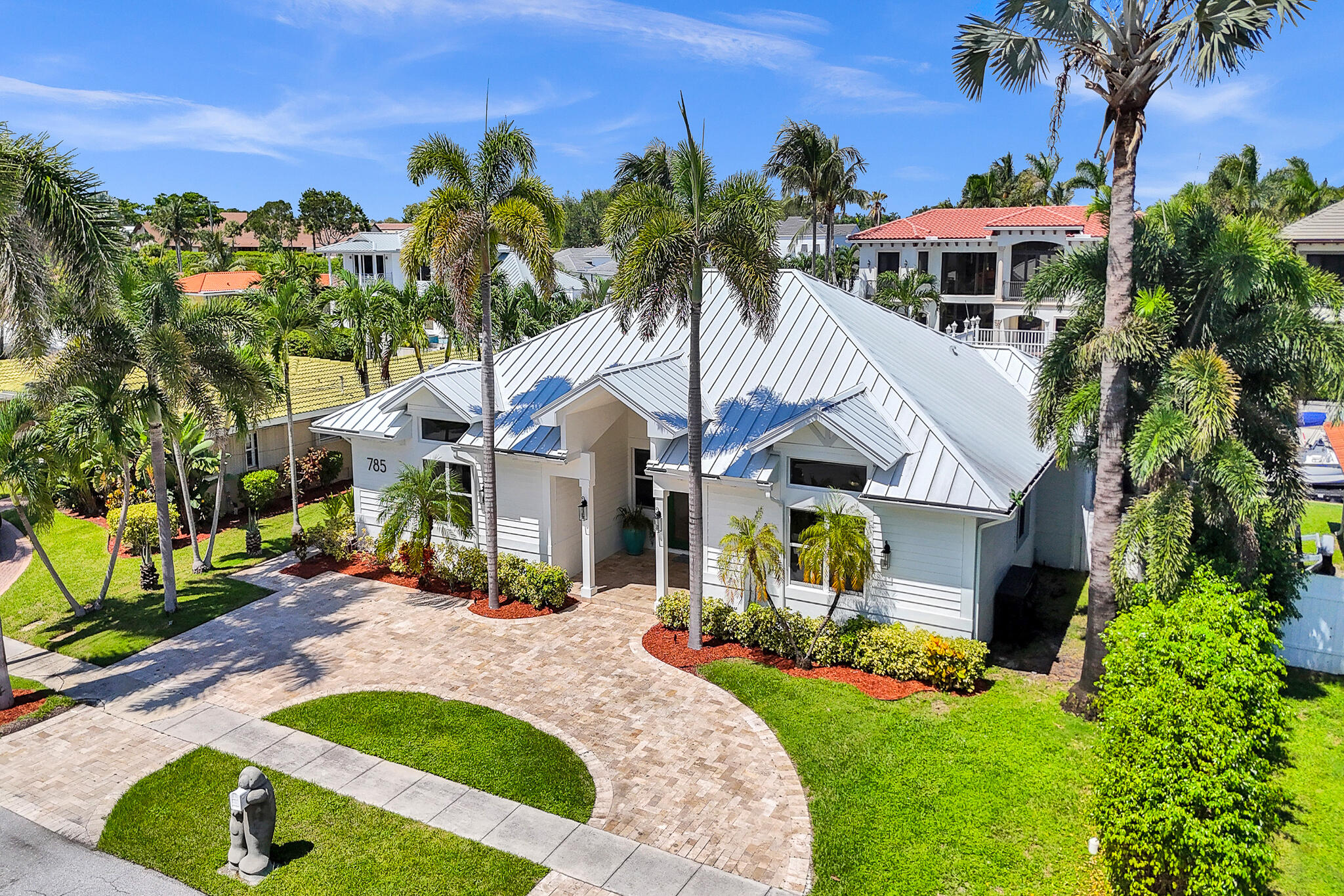 785 NE 71st Street