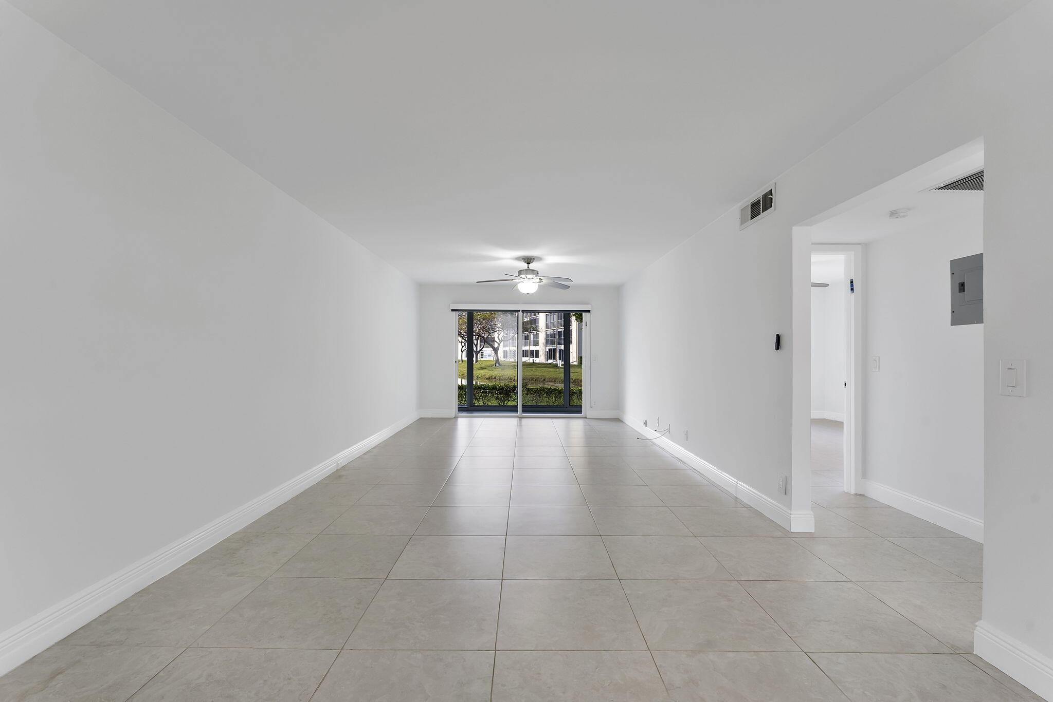 1037 Guildford C