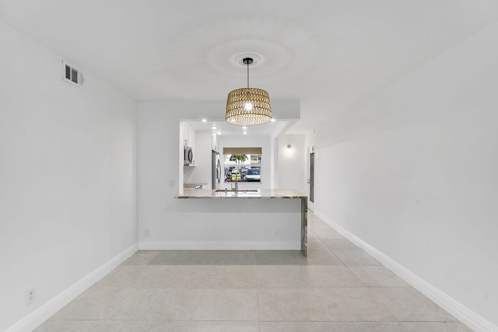 1037 Guildford C