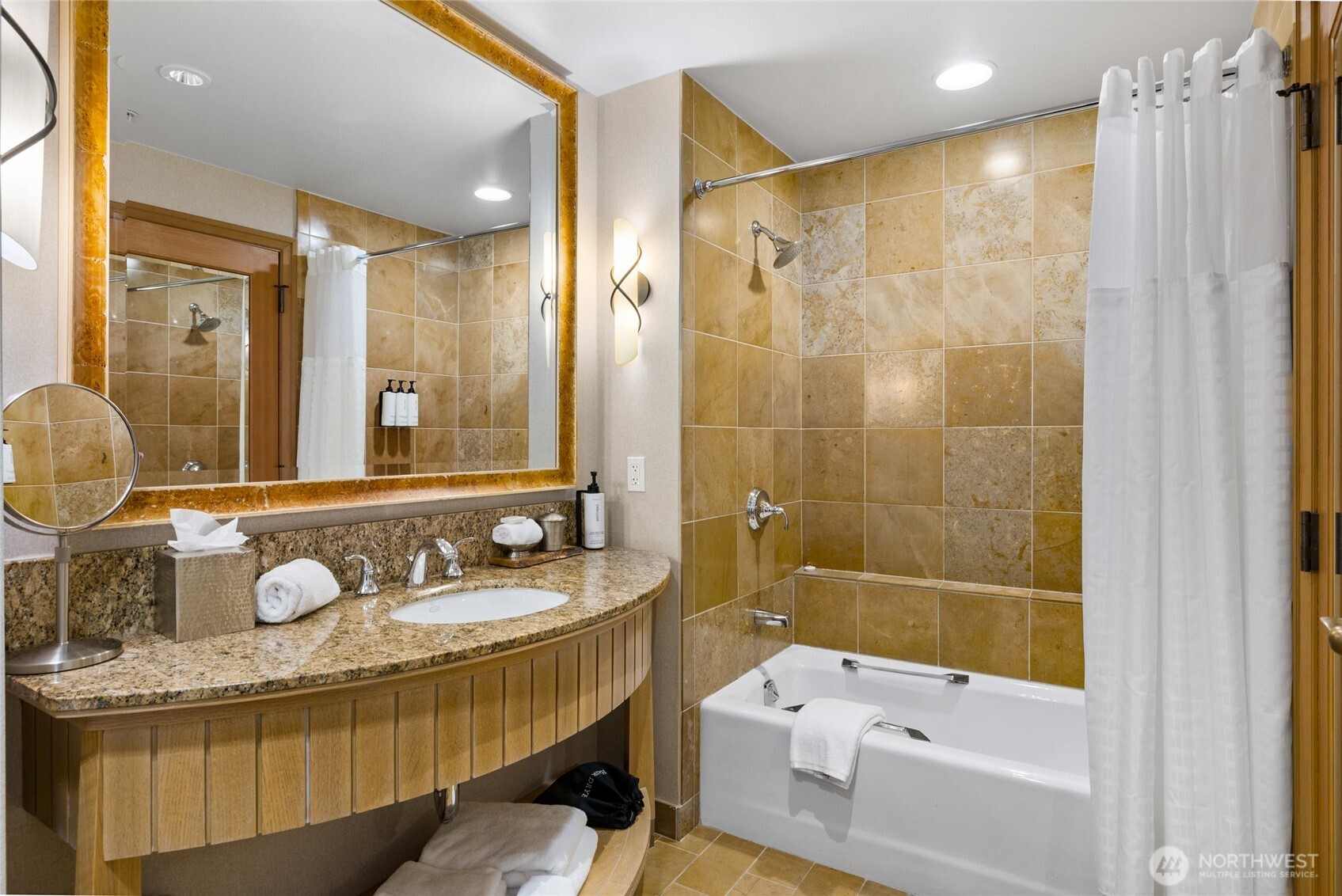 3600 Suncadia Trail #2028