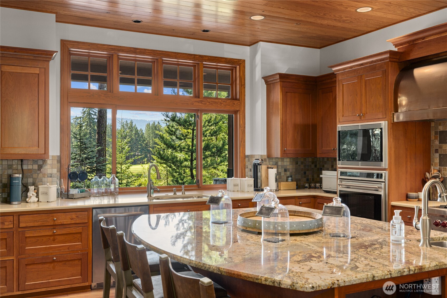 160 Bunchberry Court