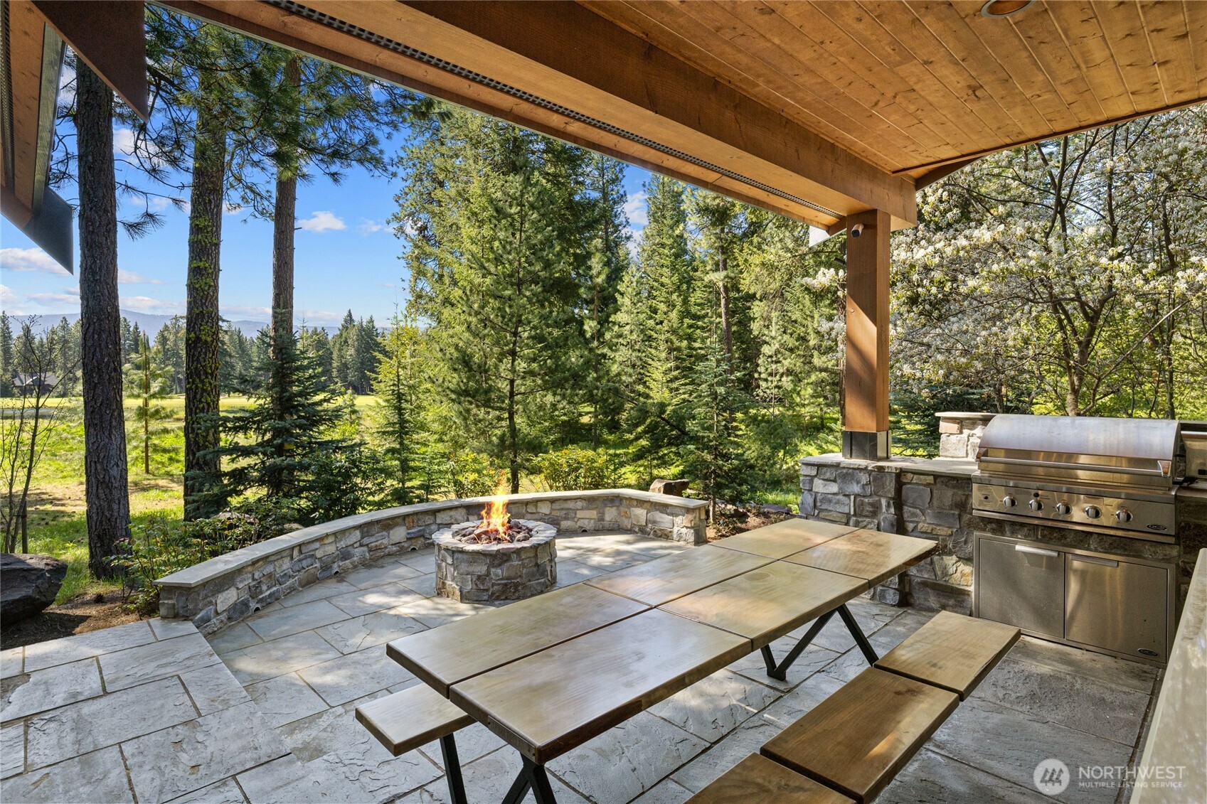 160 Bunchberry Court