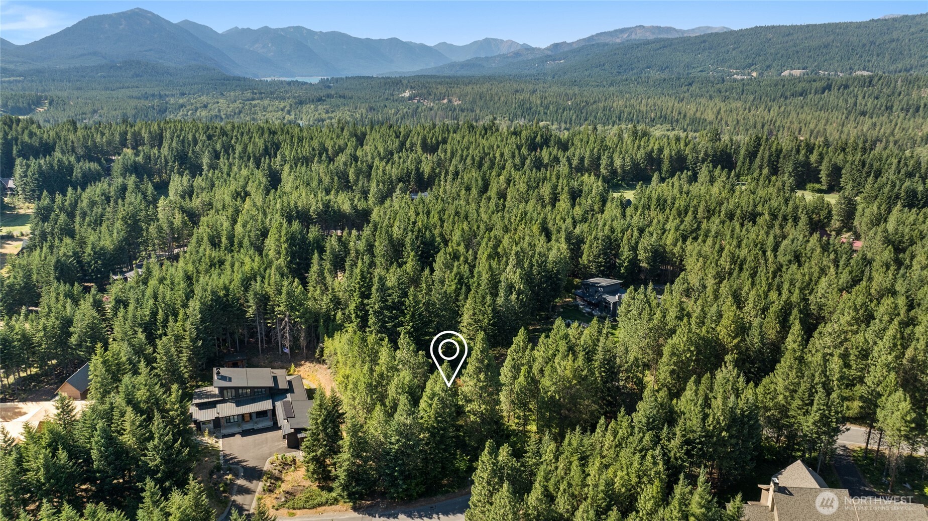 711 Ruby King Loop
