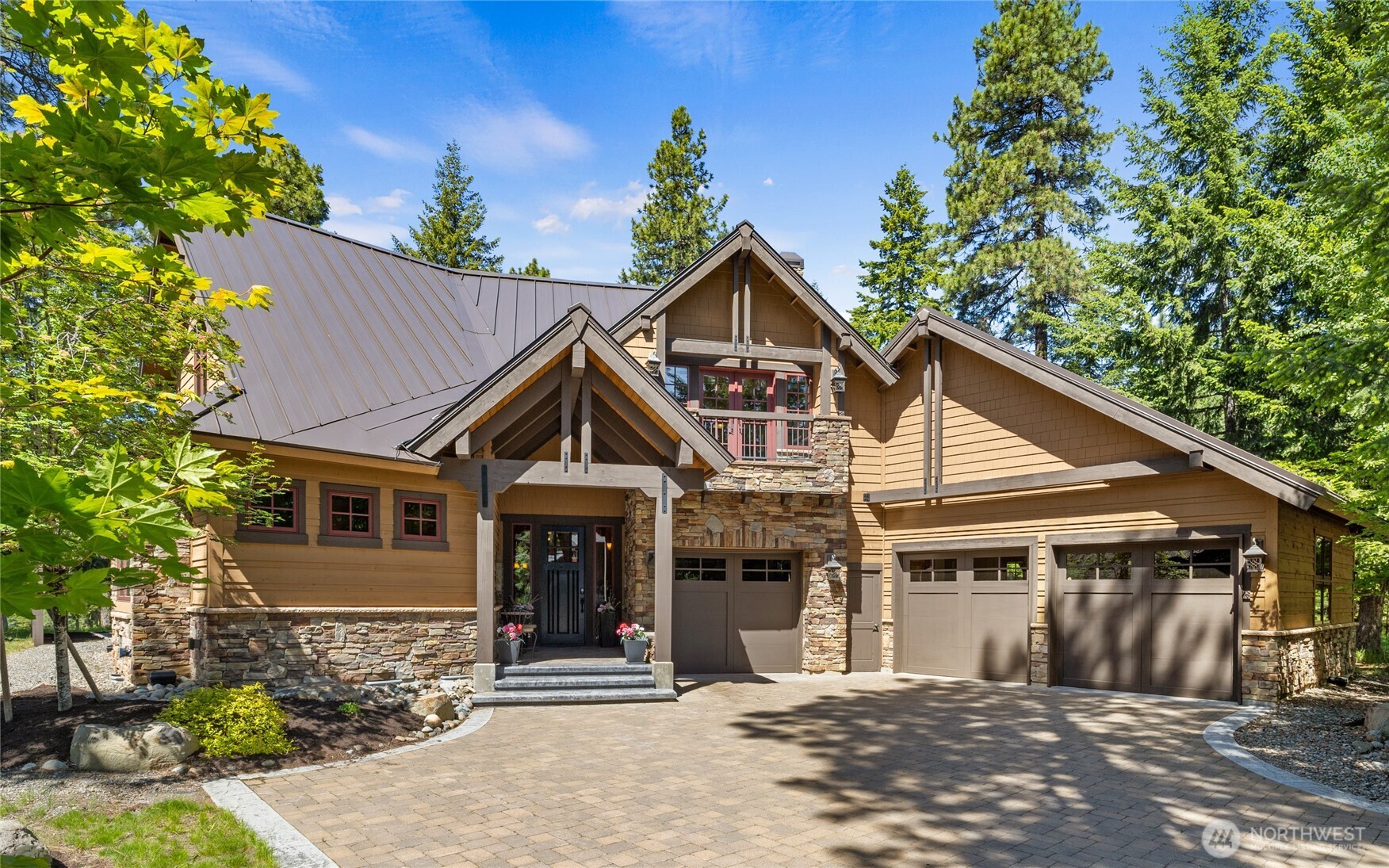 1531 Larkspur Loop