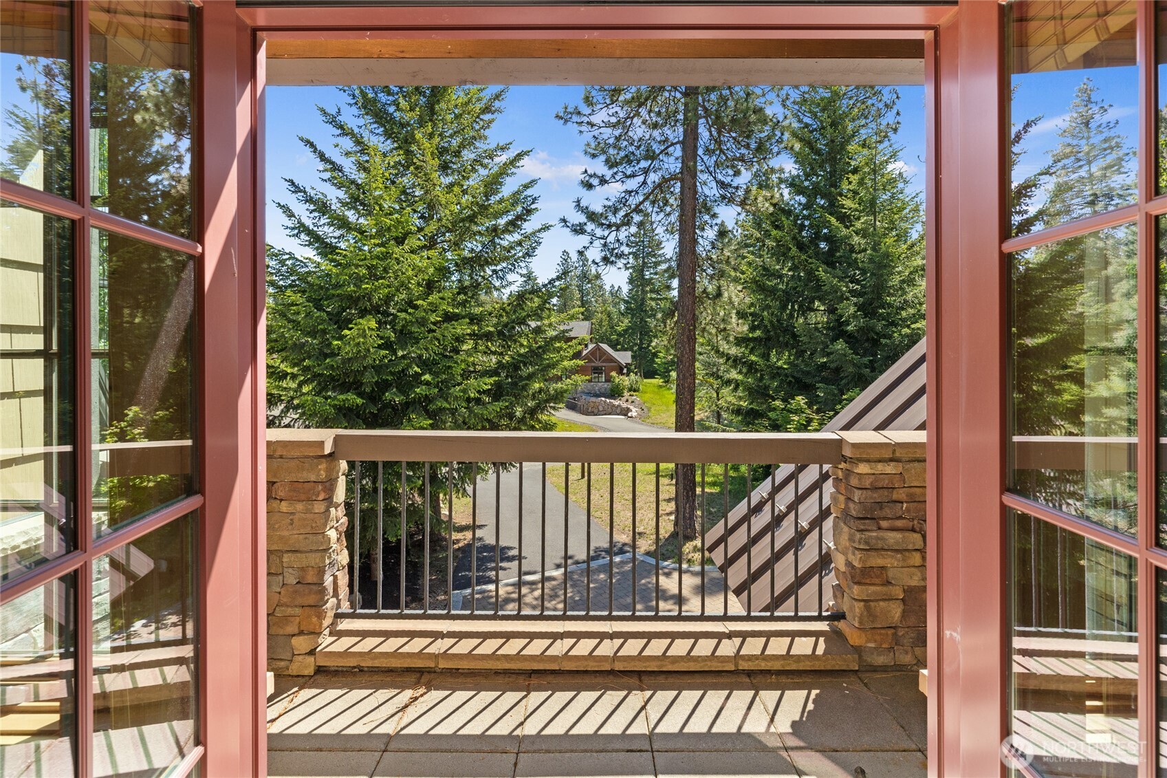 1531 Larkspur Loop