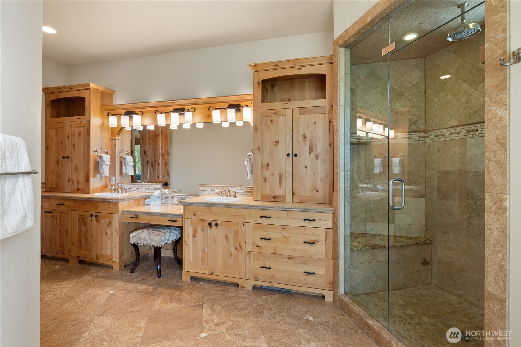 1531 Larkspur Loop