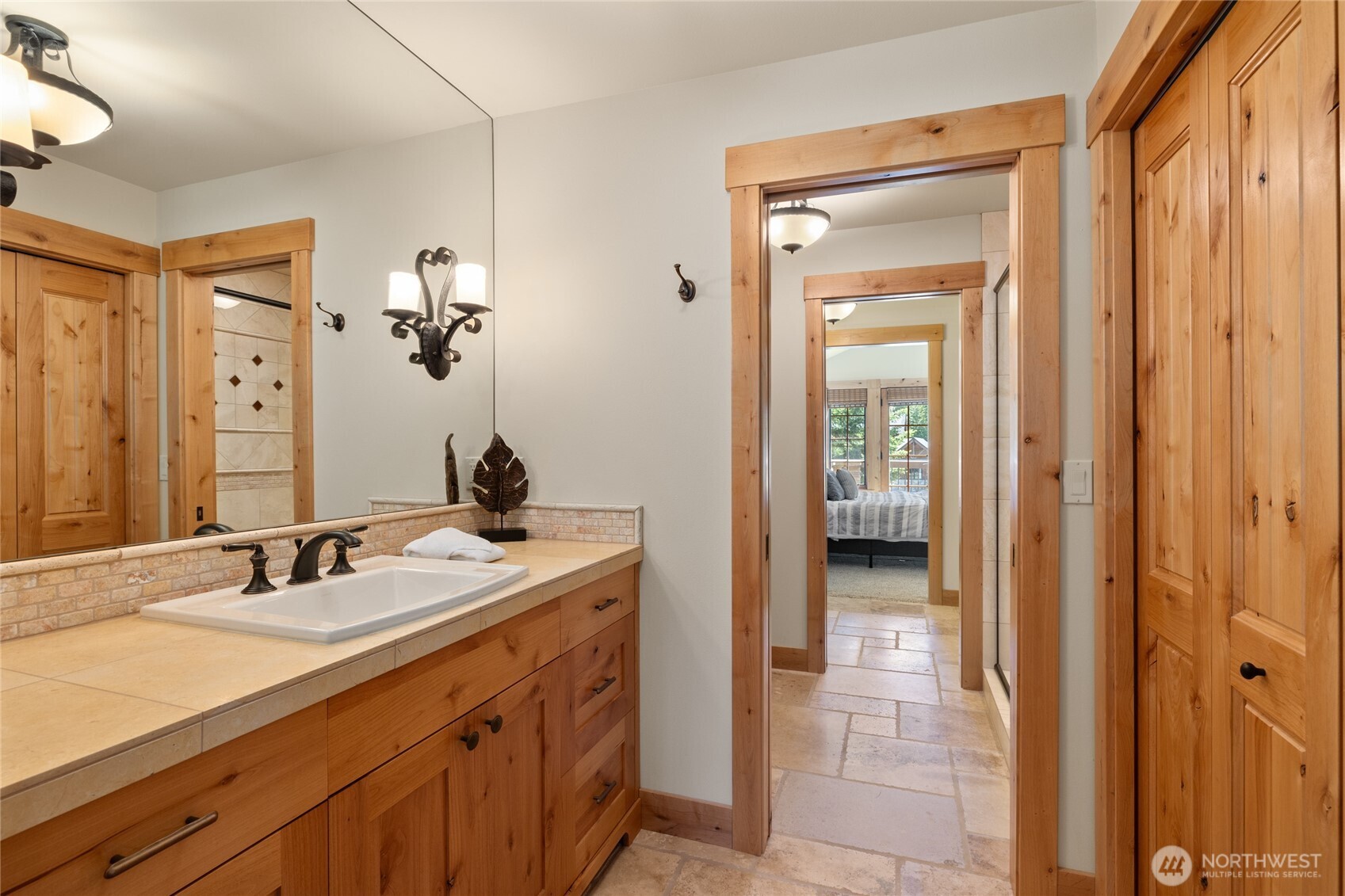 1531 Larkspur Loop