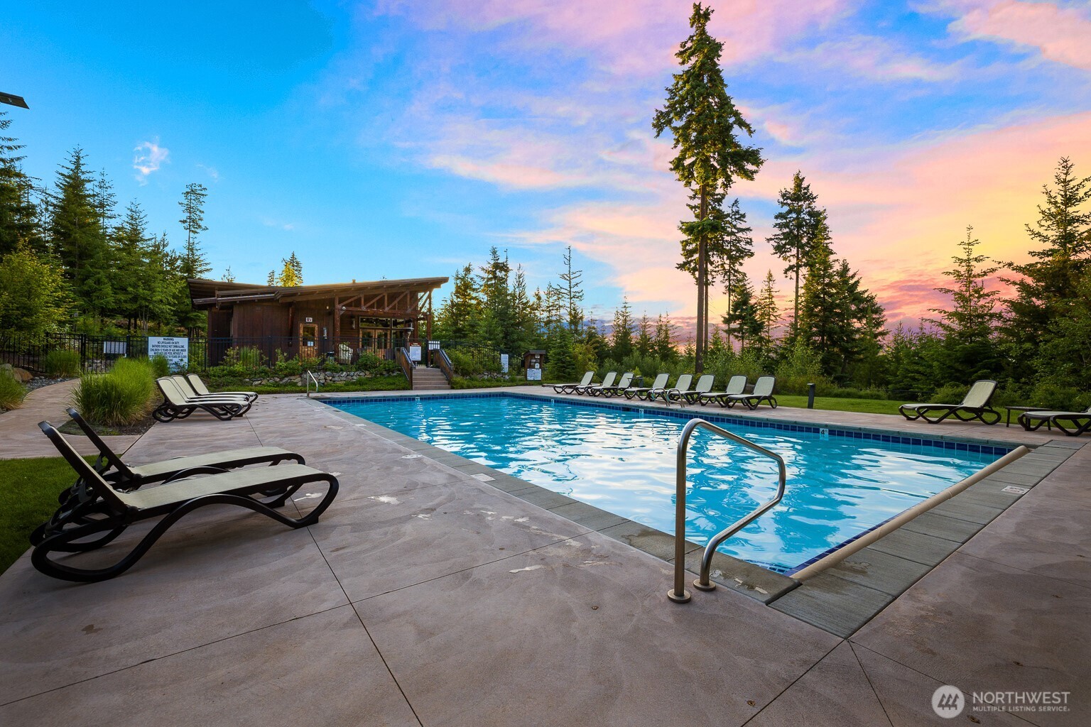 991 Trailside Drive