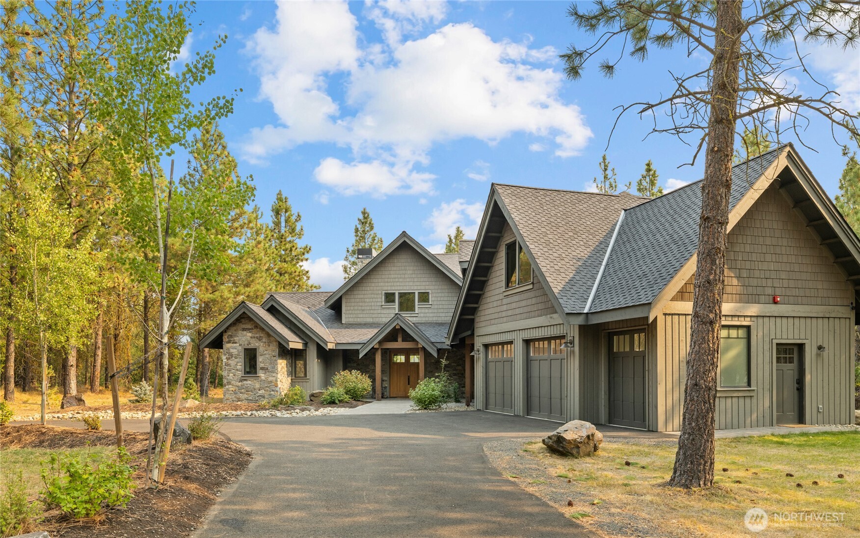 1141 Southern Star Lane