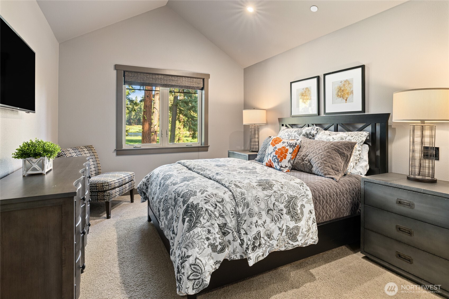 1020 Larkspur Loop