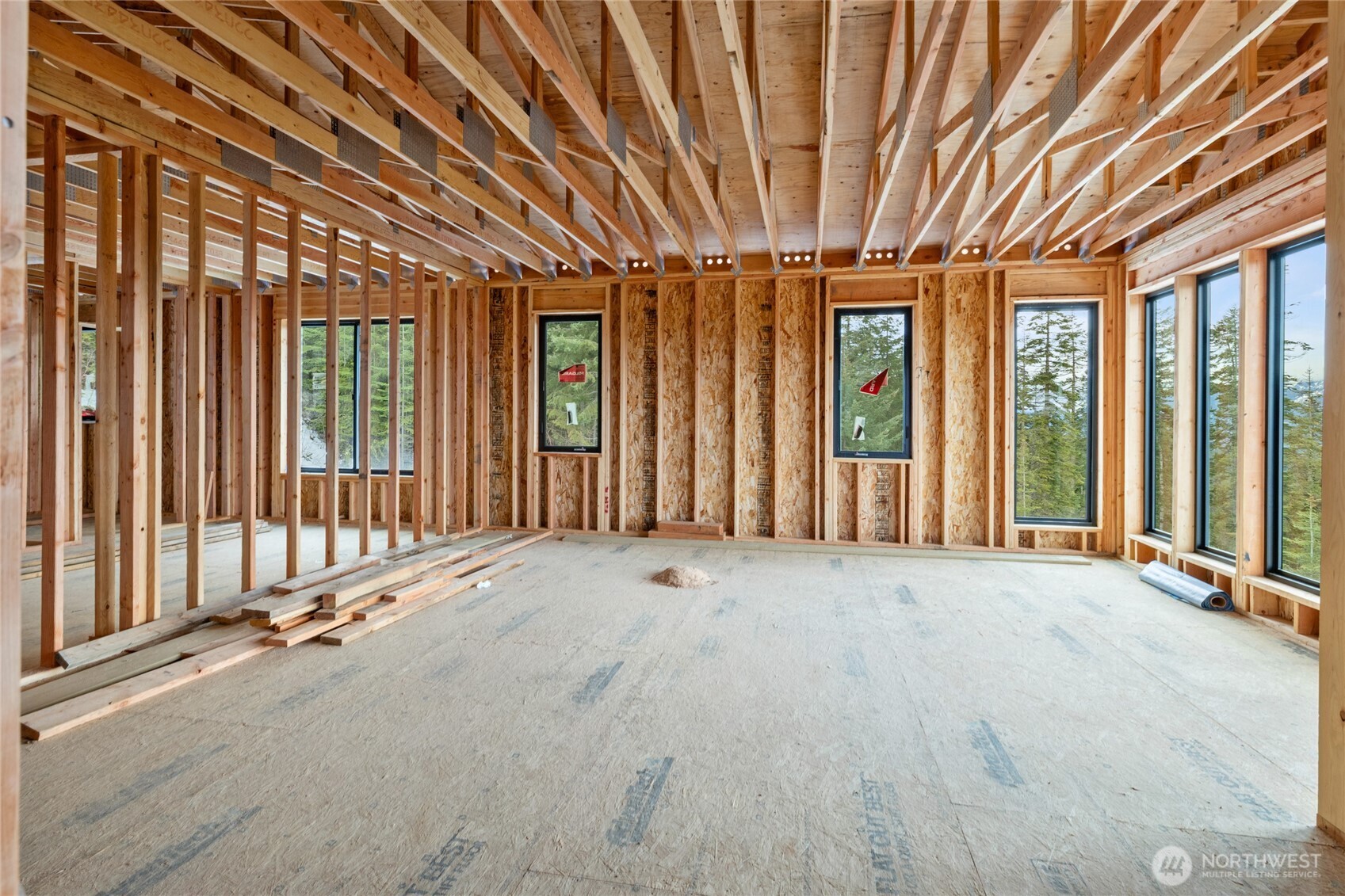 901 Whisper Creek Drive