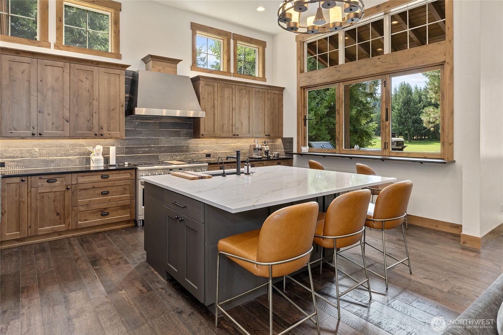 291 Ruby King Loop