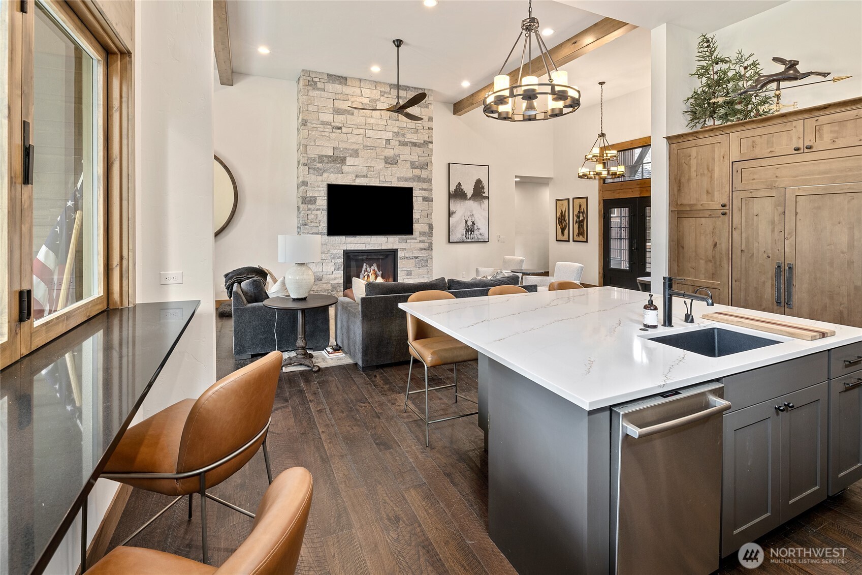 291 Ruby King Loop